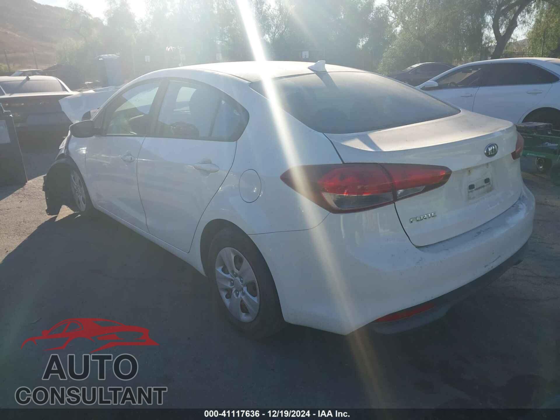 KIA FORTE 2017 - 3KPFK4A77HE105080