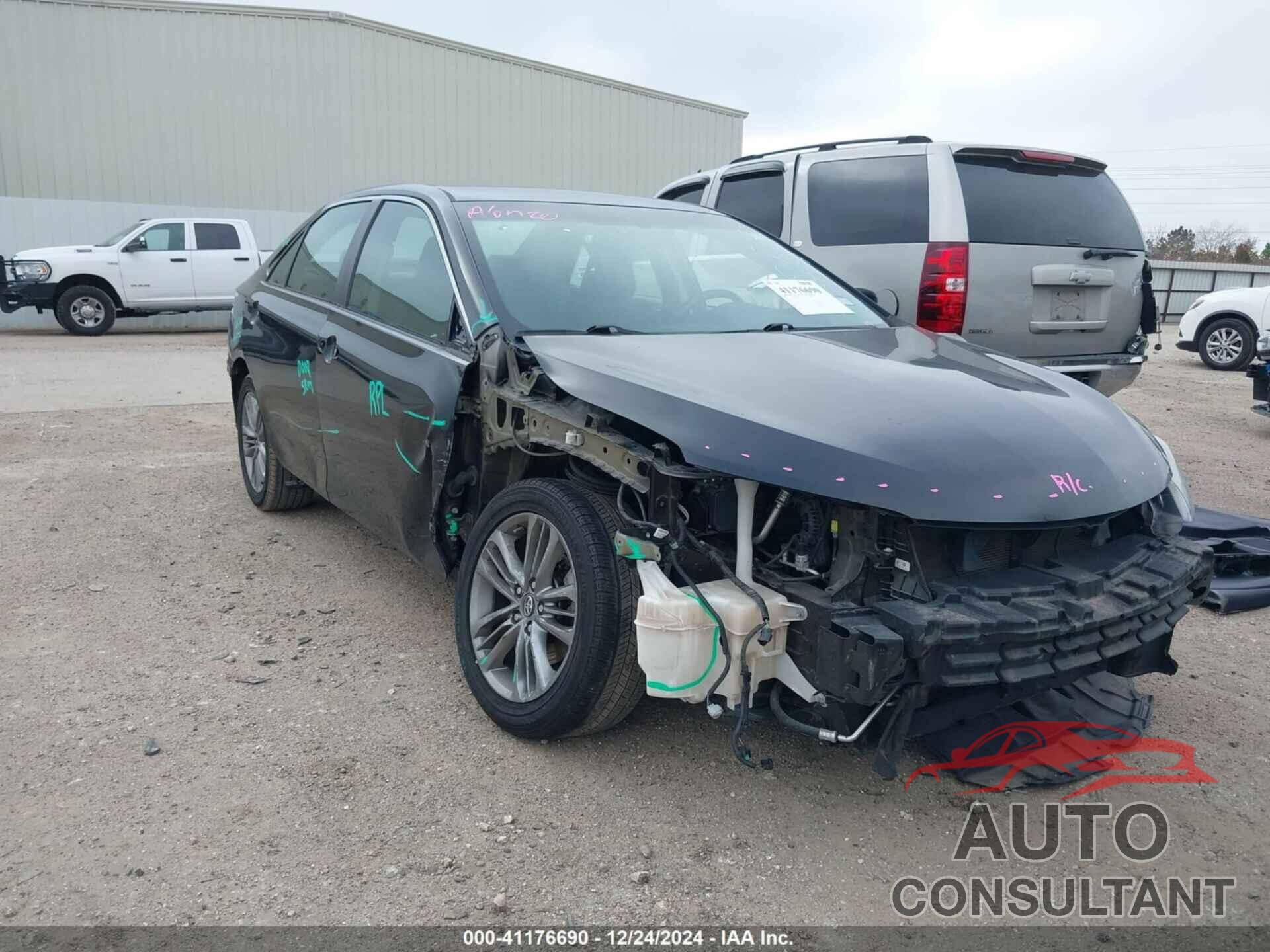 TOYOTA CAMRY 2017 - 4T1BF1FK2HU811109