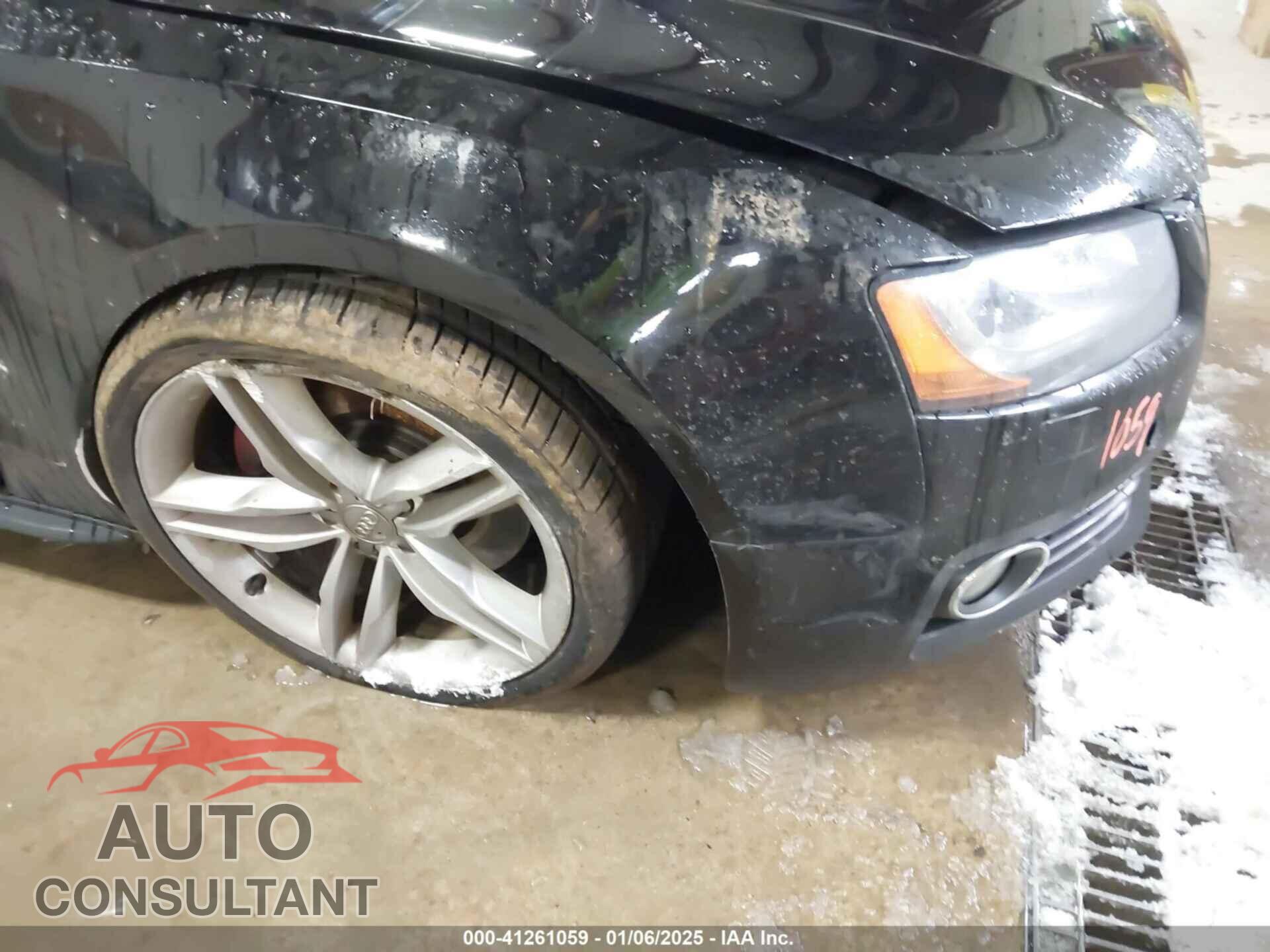 AUDI S5 2011 - WAUCVAFR2BA045929
