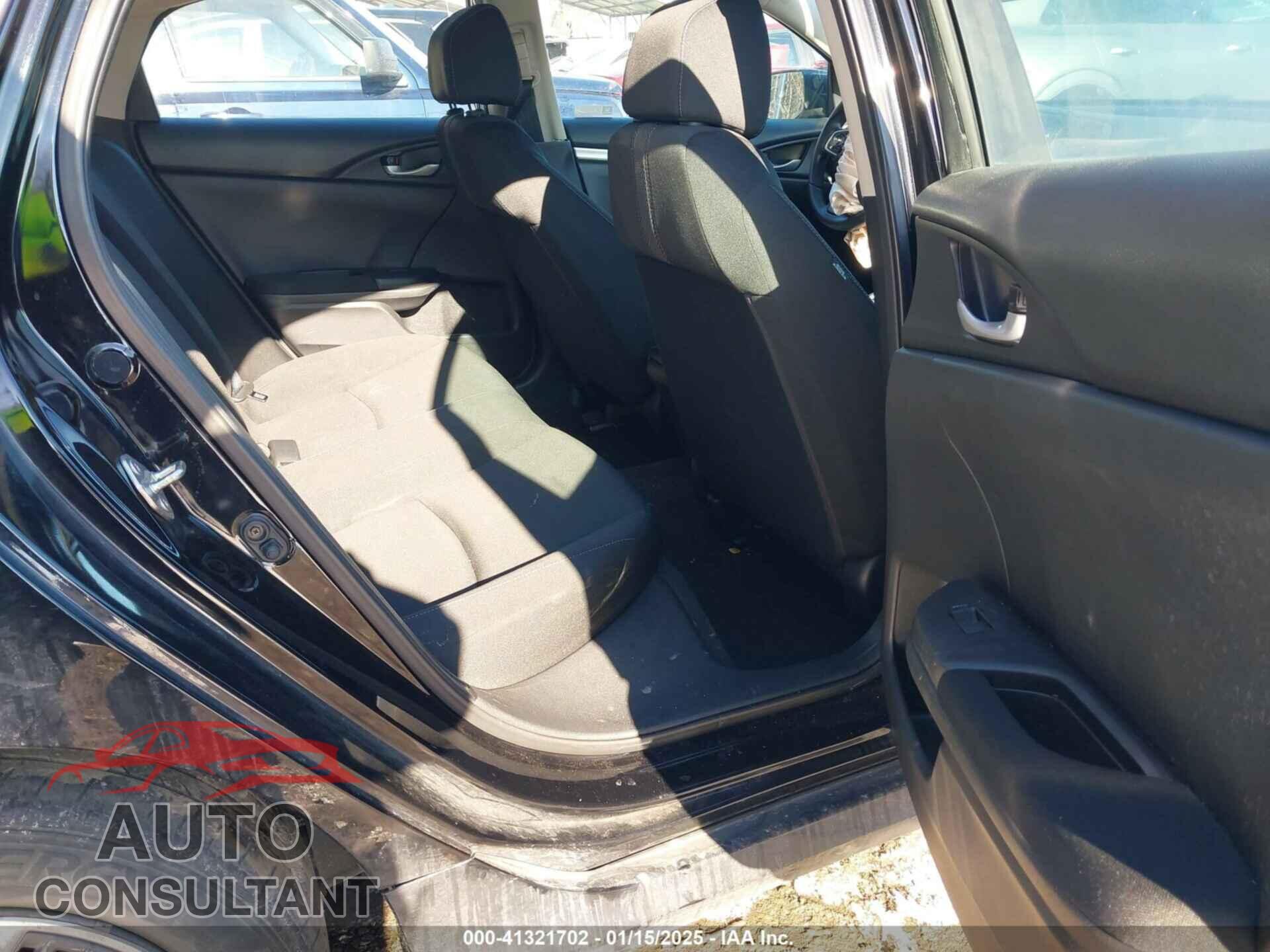 HONDA CIVIC 2019 - 2HGFC2F68KH580199