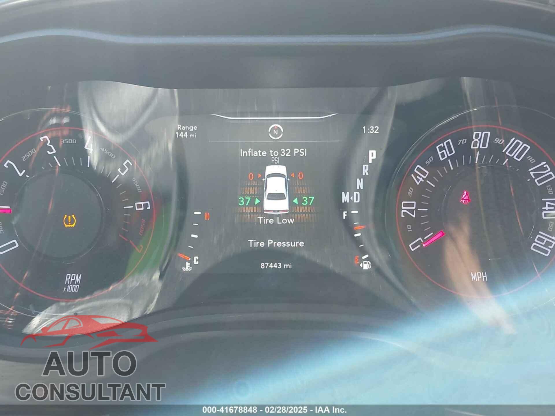 DODGE CHALLENGER 2018 - 2C3CDZAG1JH131747