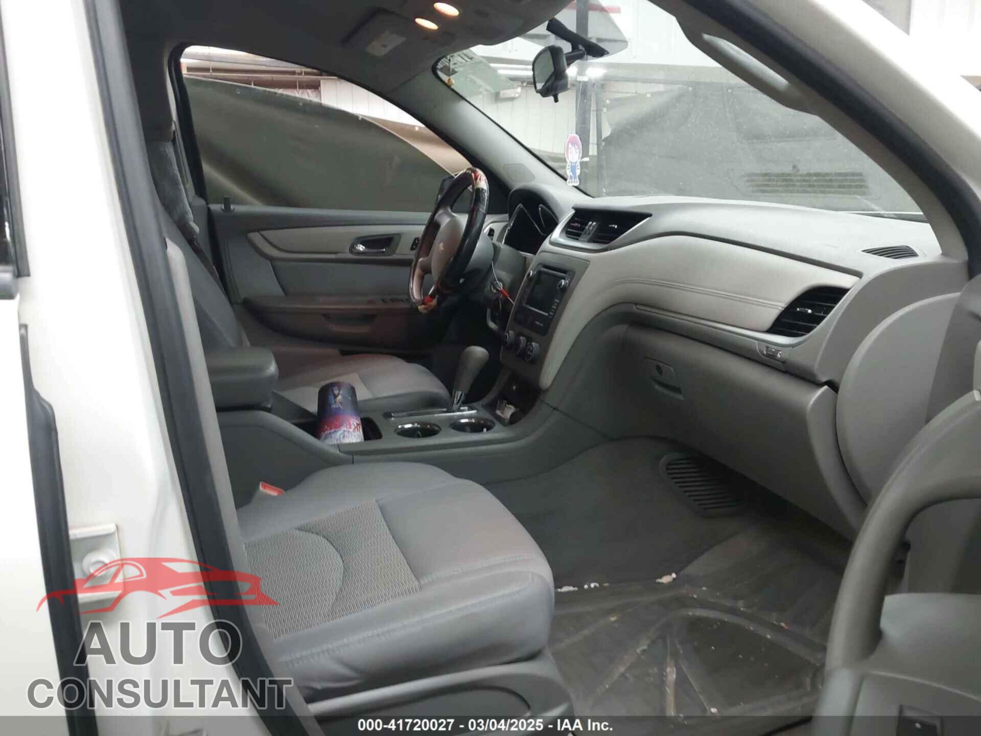 CHEVROLET TRAVERSE 2014 - 1GNKRFED8EJ351003