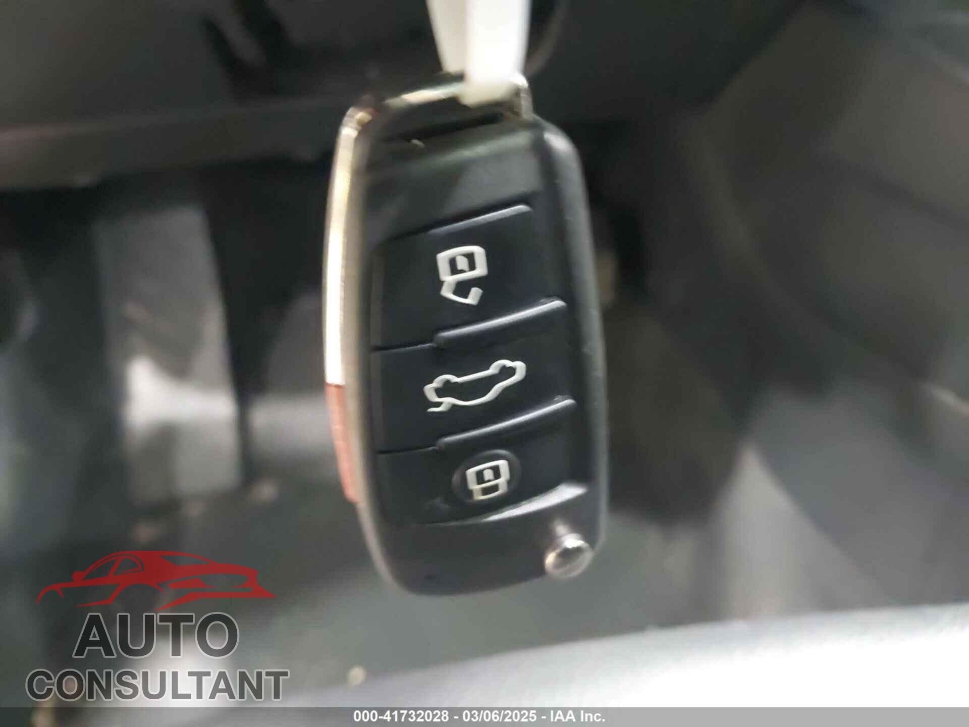 AUDI A3 2020 - WAUBEGFF9LA055685