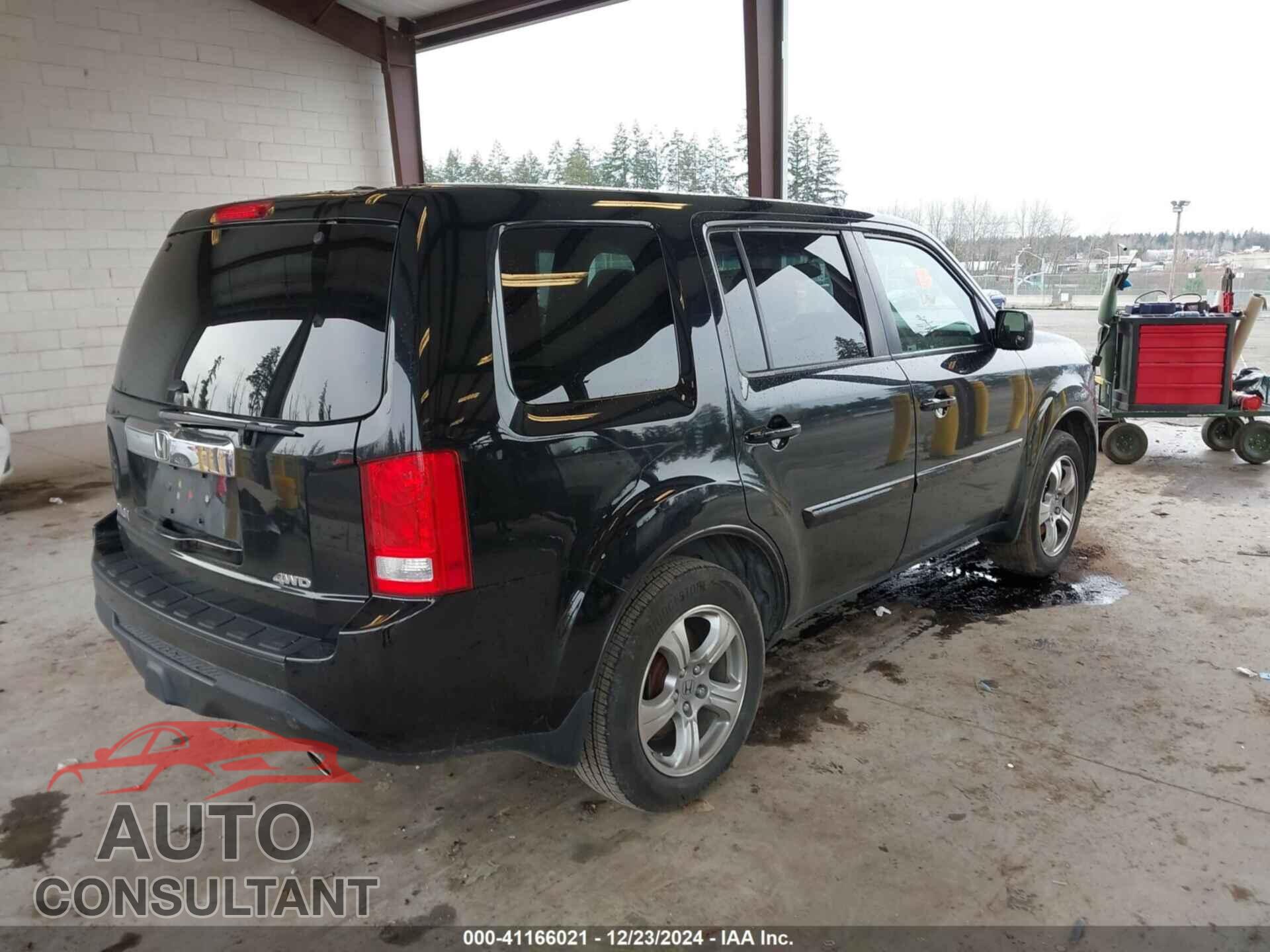 HONDA PILOT 2013 - 5FNYF4H58DB038530