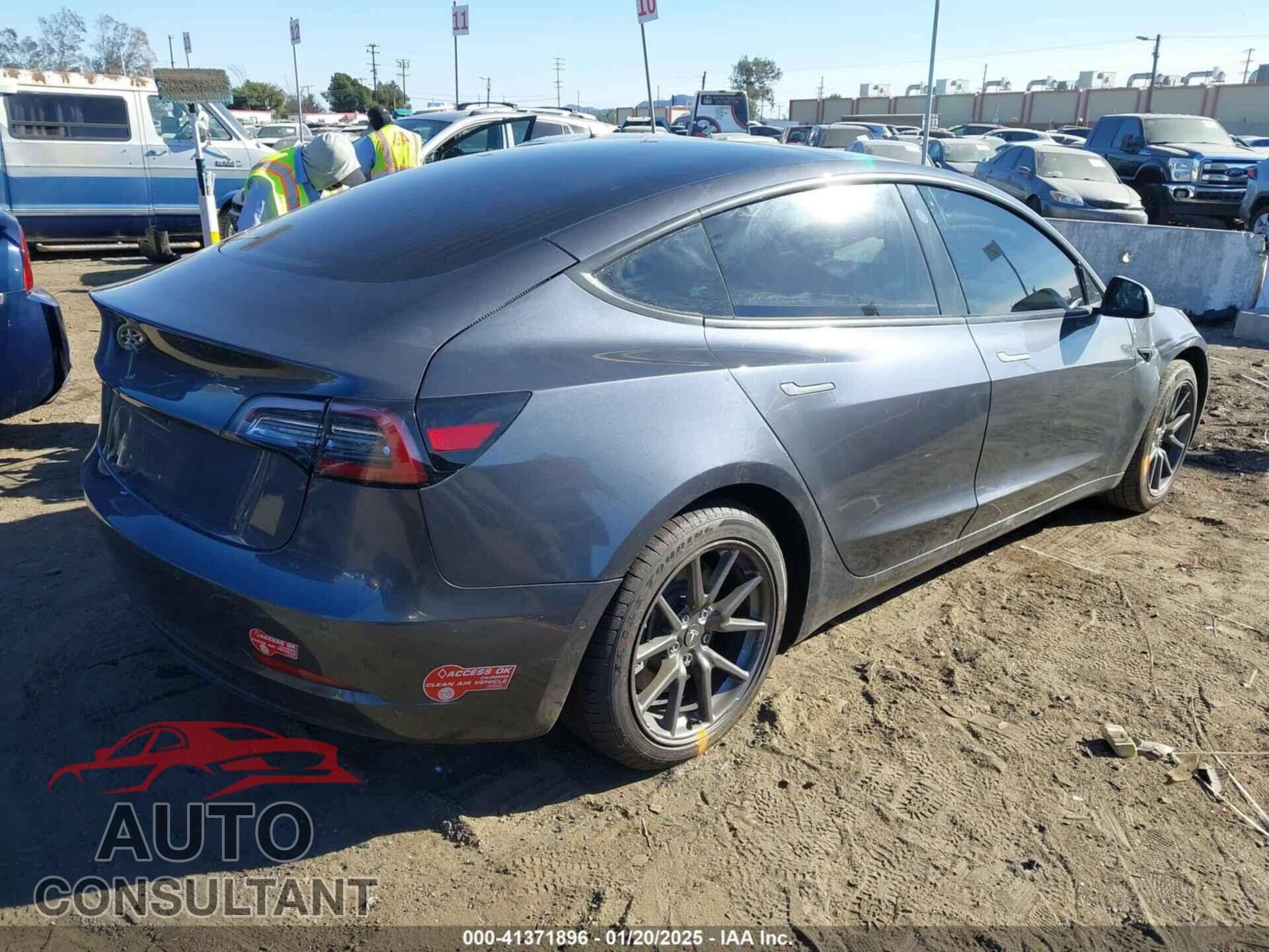 TESLA MODEL 3 2018 - 5YJ3E1EA6JF044643