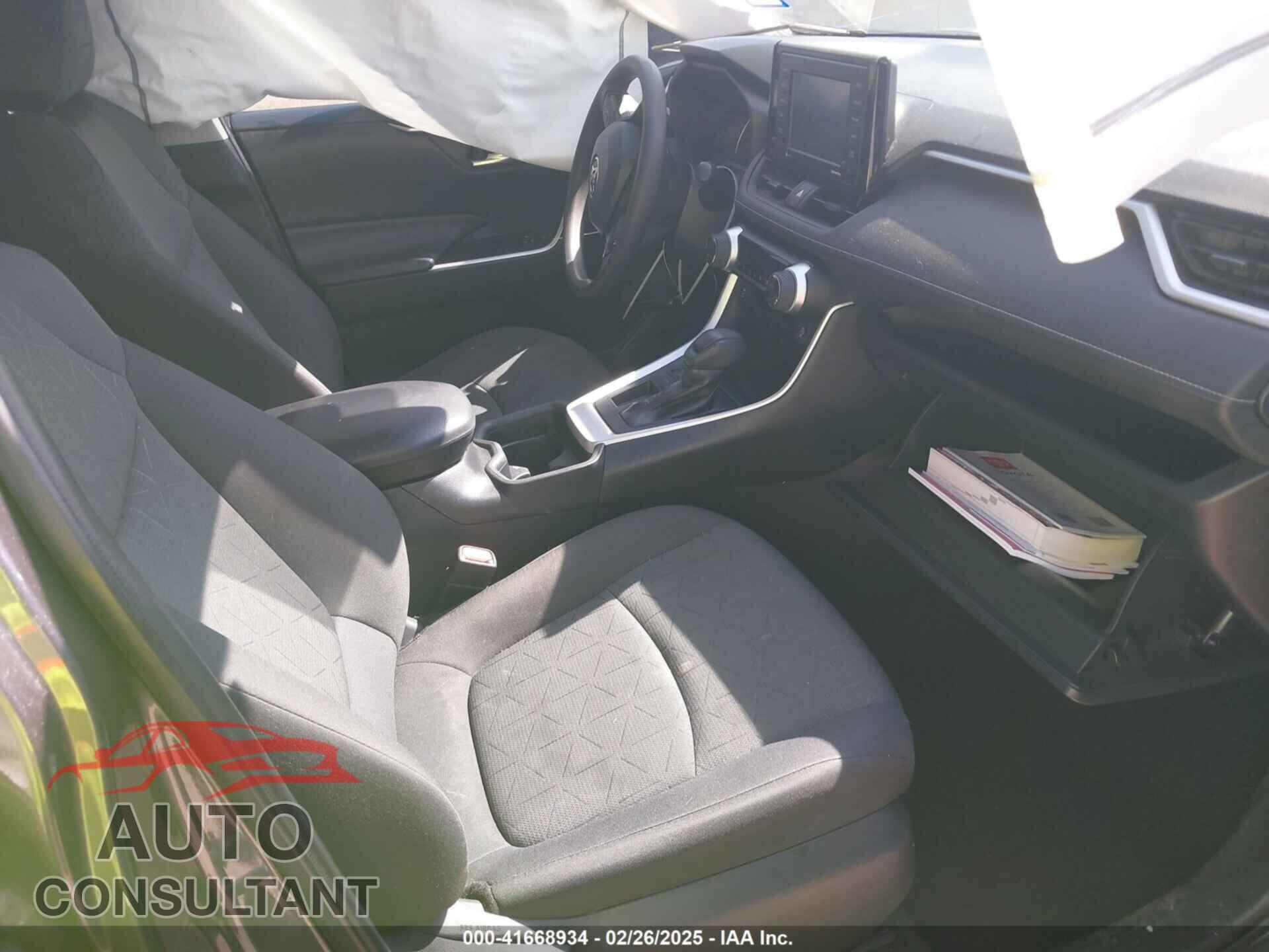 TOYOTA RAV4 2021 - 2T3W1RFV3MC167955