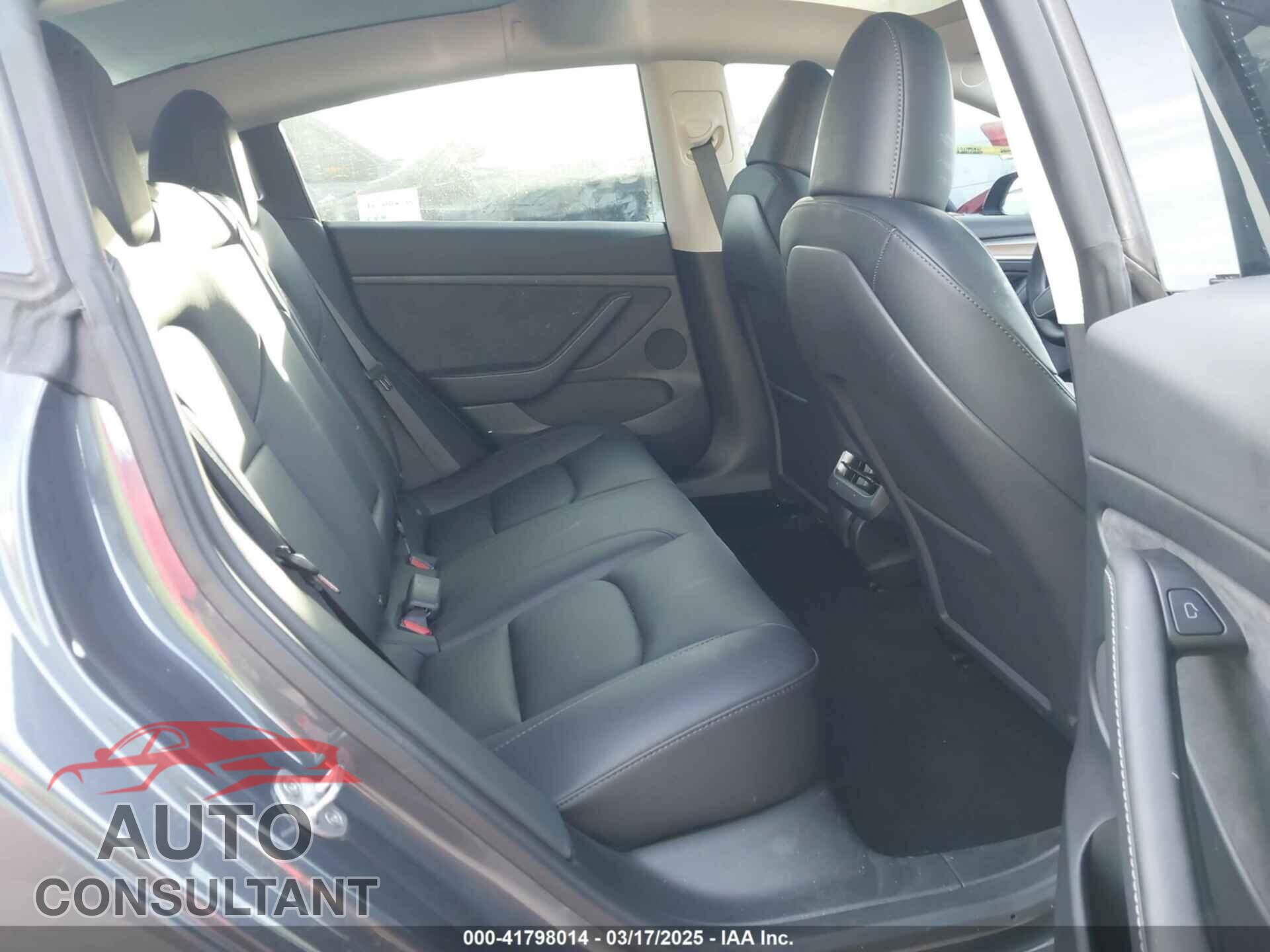 TESLA MODEL 3 2023 - 5YJ3E1EA9PF569494