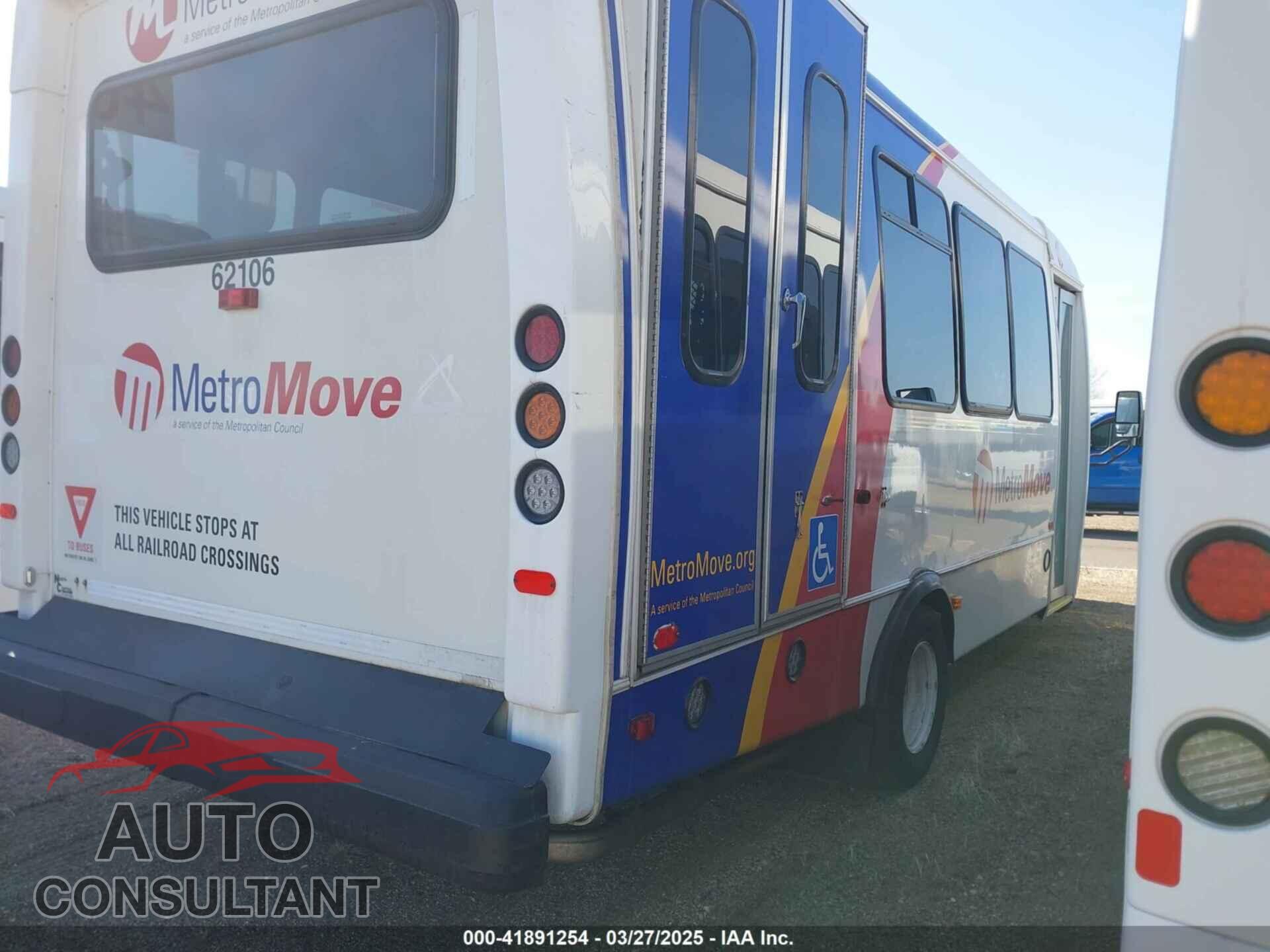 FORD E-450 CUTAWAY 2017 - 1FDFE4FS2HDC67328