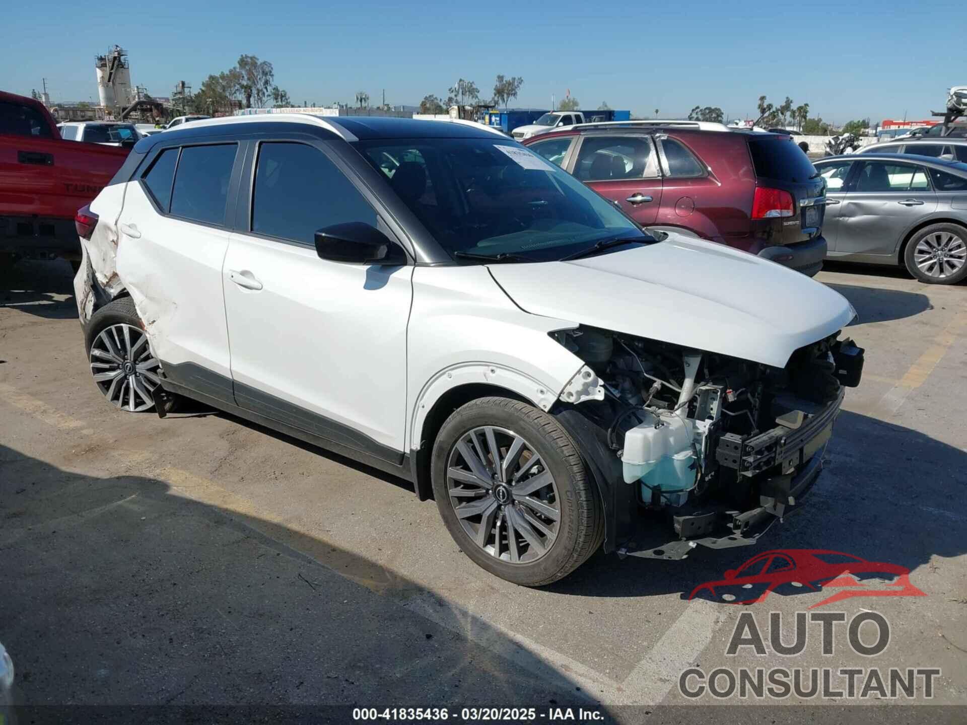 NISSAN KICKS 2023 - 3N1CP5CV4PL529819