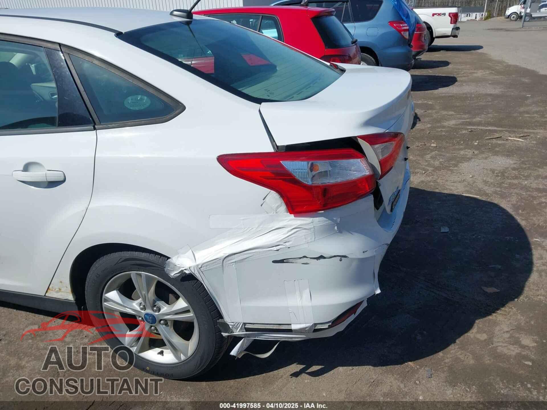 FORD FOCUS 2013 - 1FADP3F28DL274208
