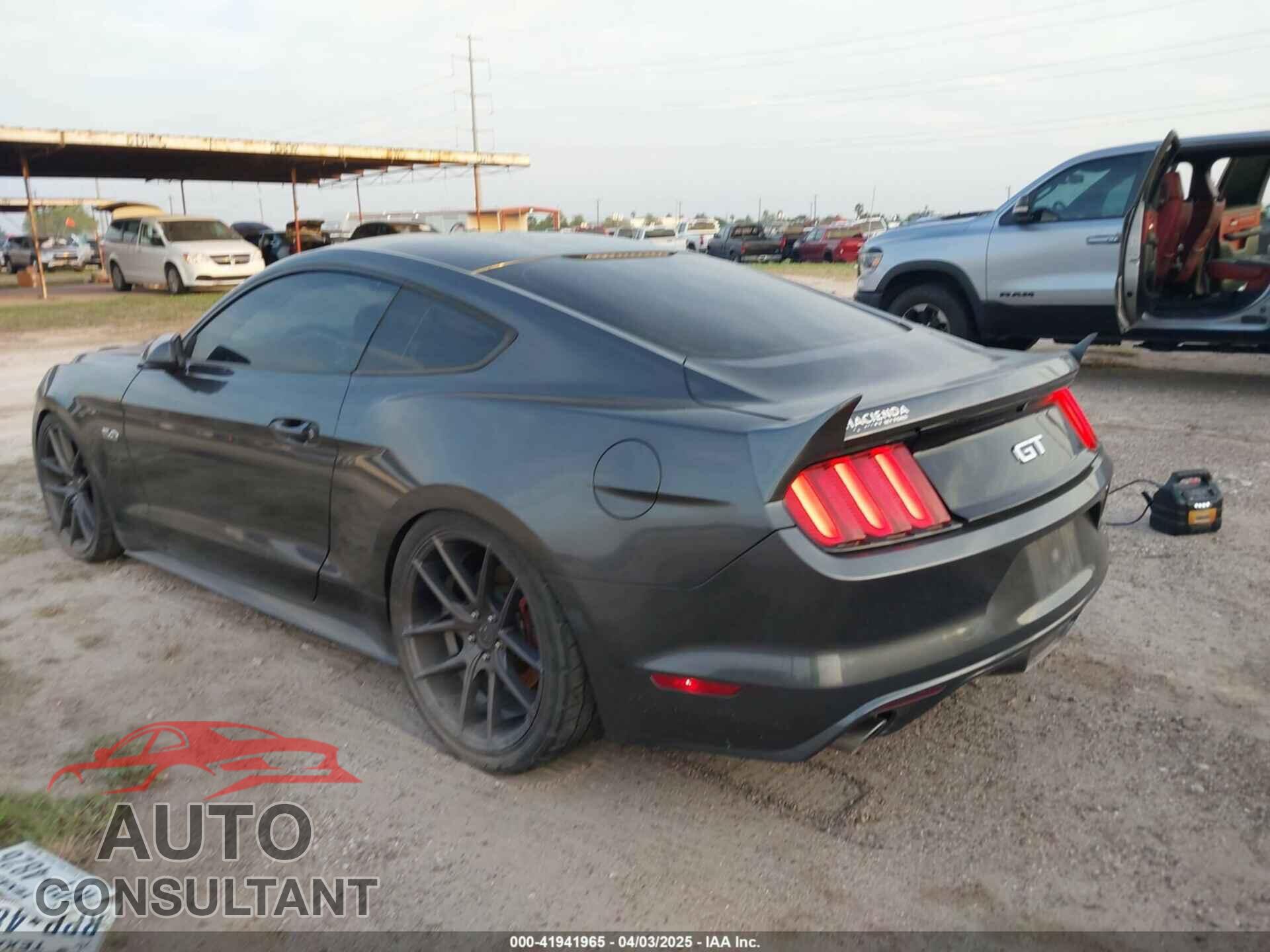 FORD MUSTANG 2017 - 1FA6P8CF8H5265418