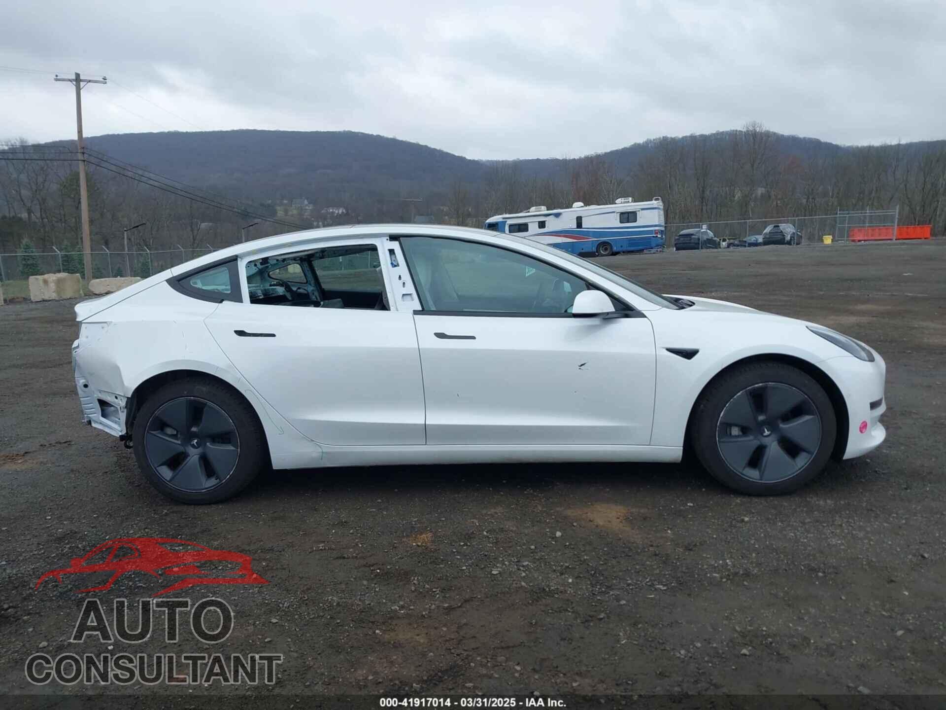 TESLA MODEL 3 2021 - 5YJ3E1EA0MF857397