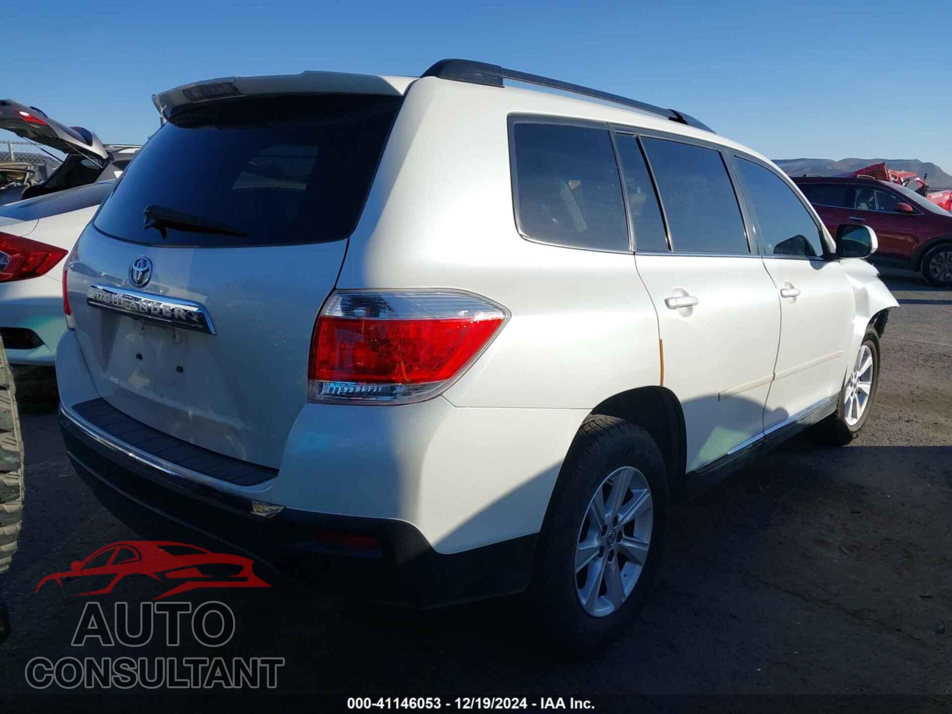 TOYOTA HIGHLANDER 2011 - 5TDZK3EH8BS043728