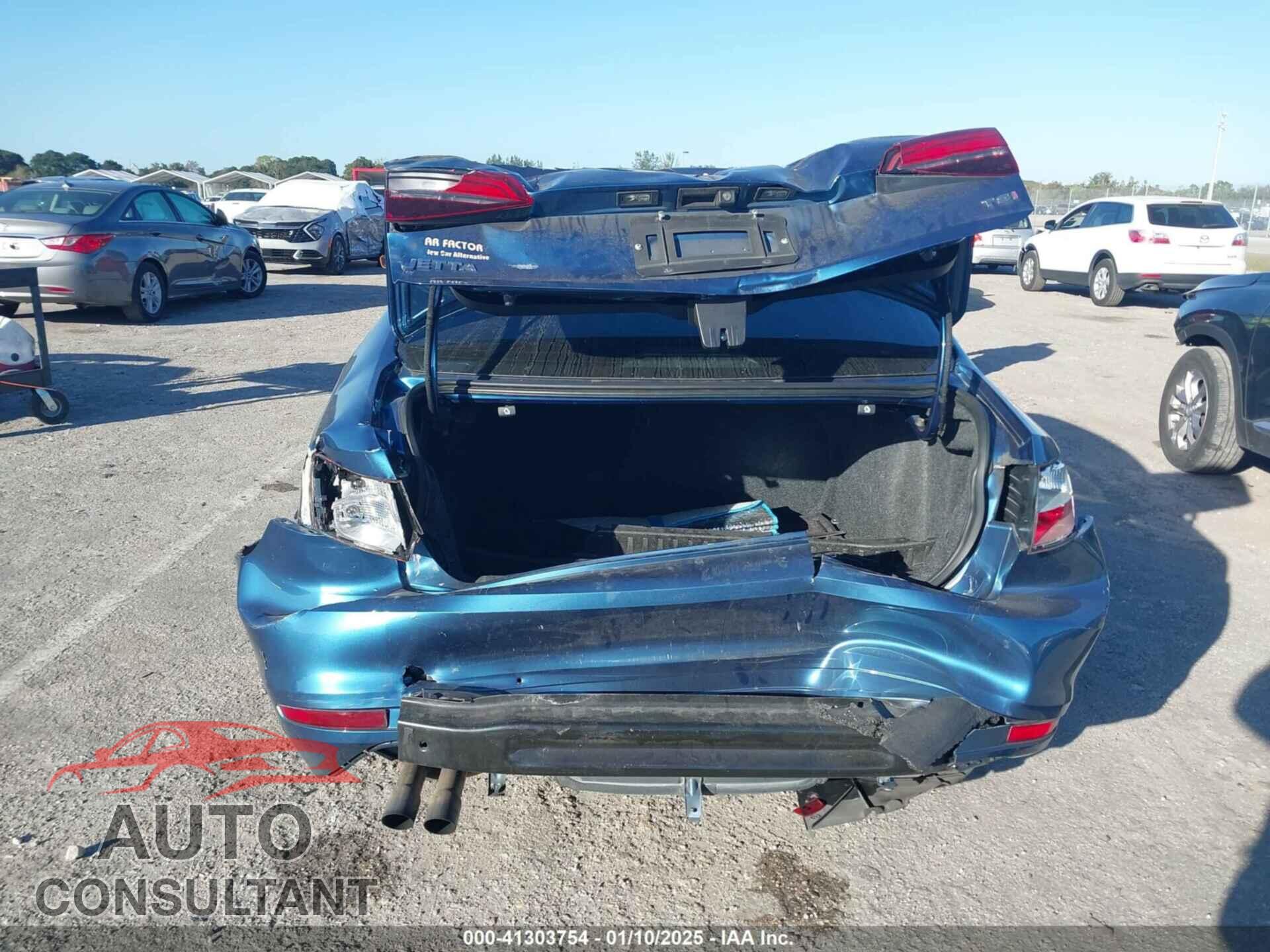 VOLKSWAGEN JETTA 2017 - 3VW2B7AJ4HM361370
