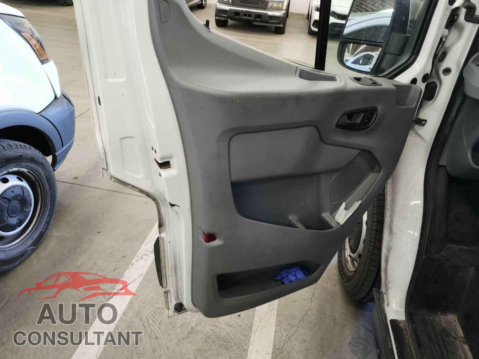 FORD TRANSIT 2015 - 1FTSW2CM1FKB32764