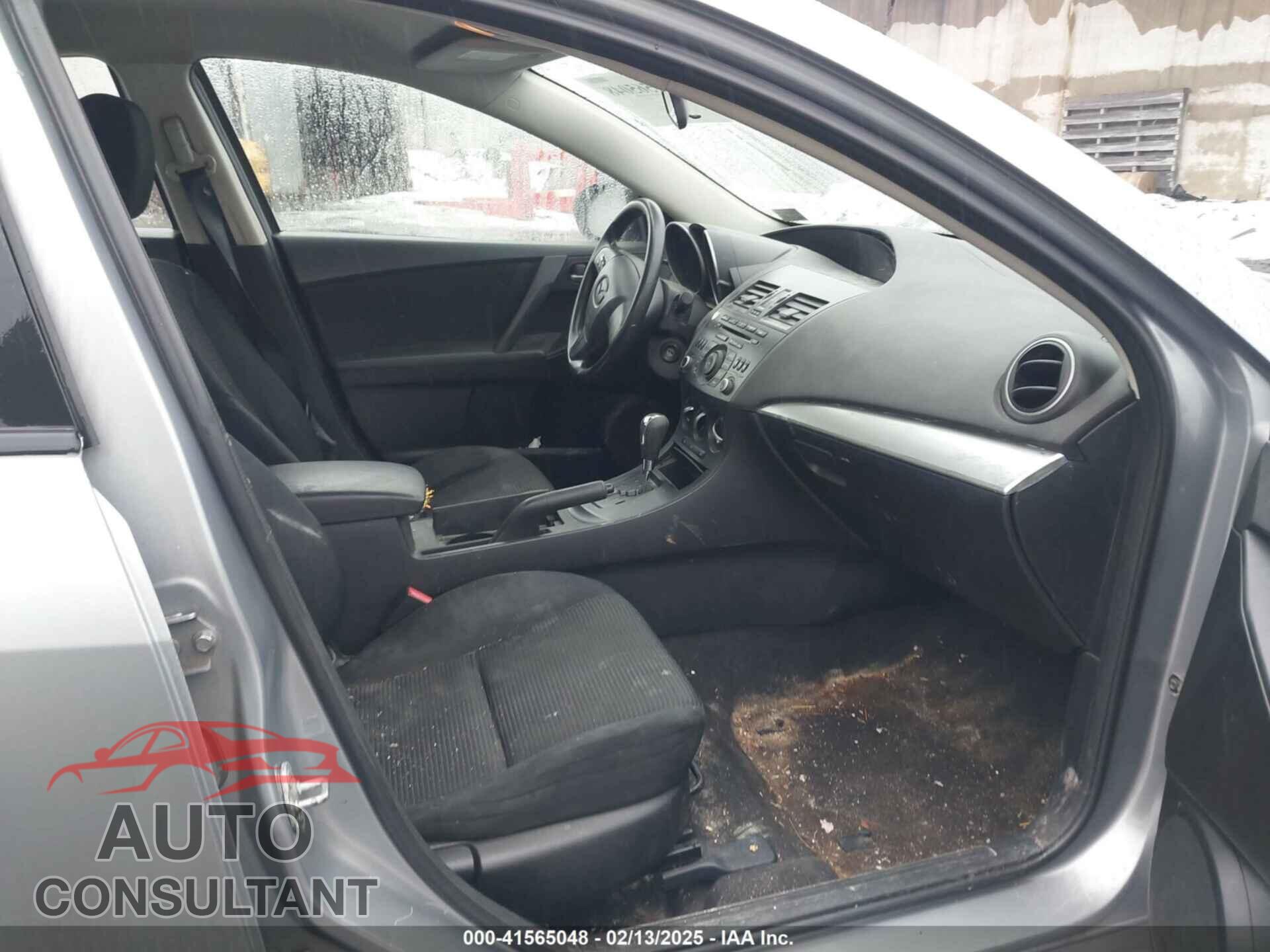 MAZDA MAZDA3 2012 - JM1BL1UG8C1558674
