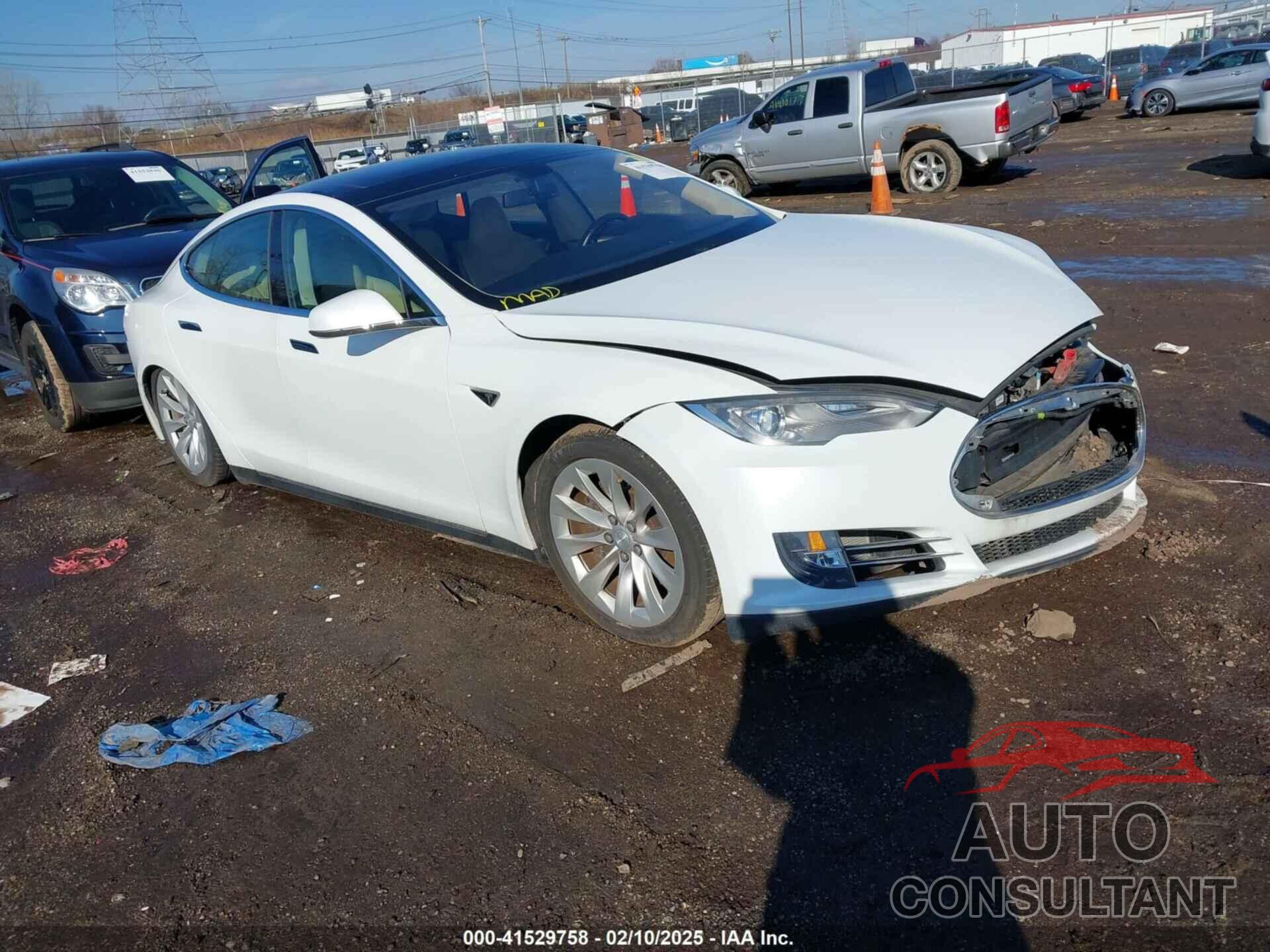 TESLA MODEL S 2014 - 5YJSA1S11EFP42627