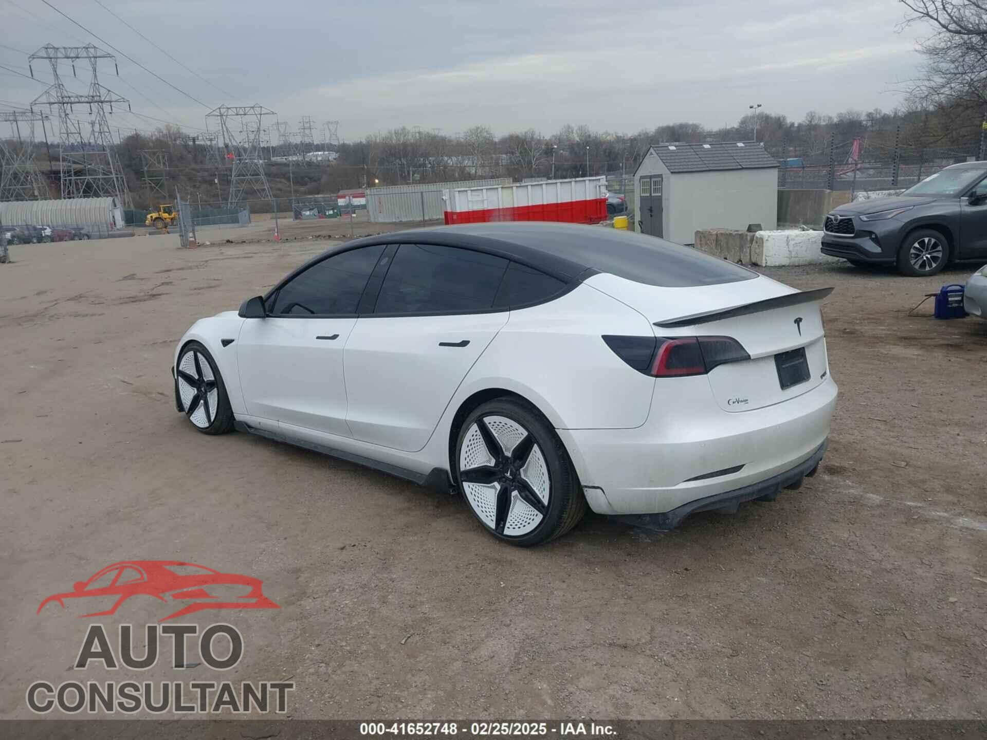 TESLA MODEL 3 2021 - 5YJ3E1EC5MF059625