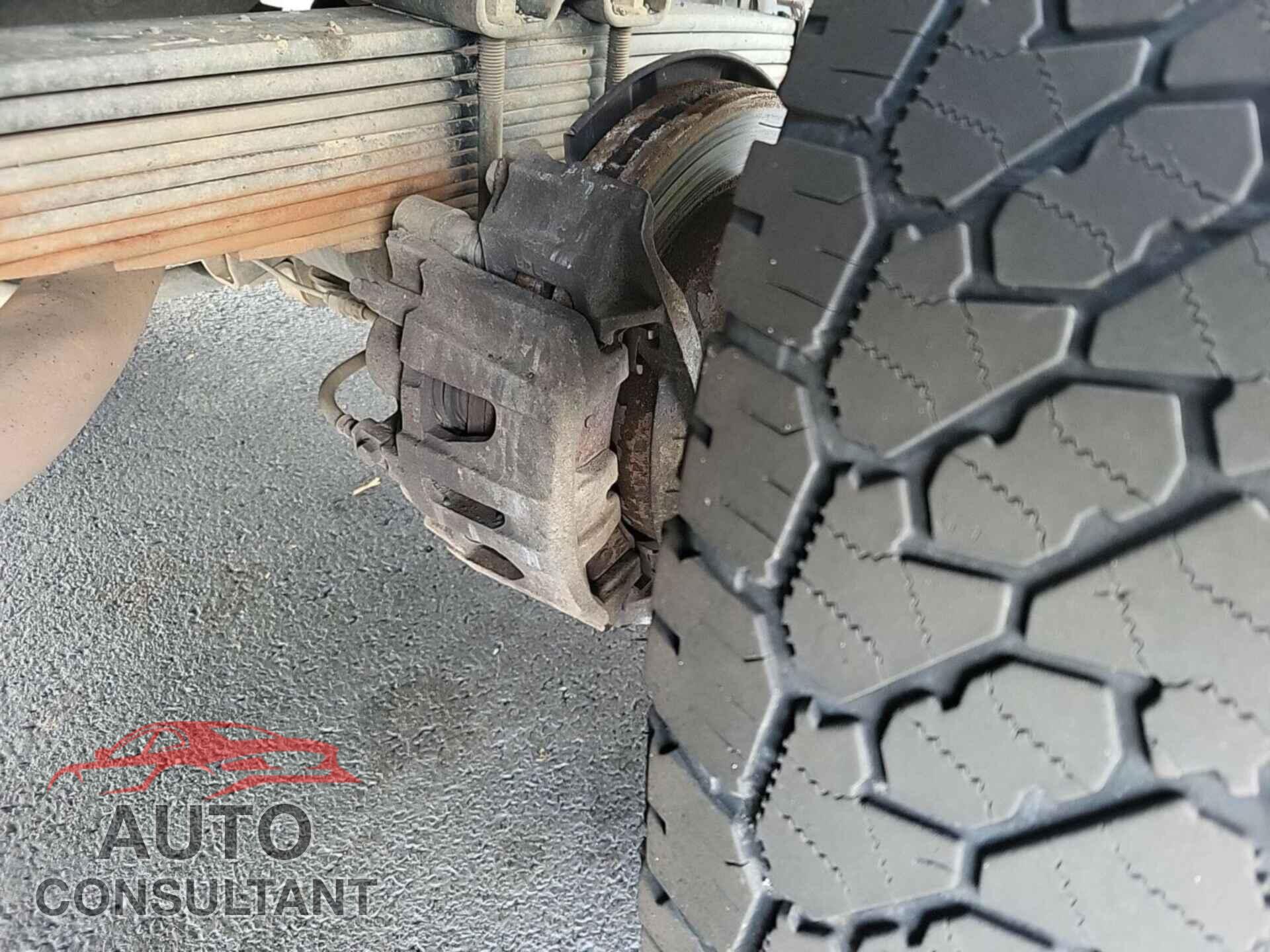FORD E-450 CUTAWAY 2018 - 1FDXE4FS8JDC33324