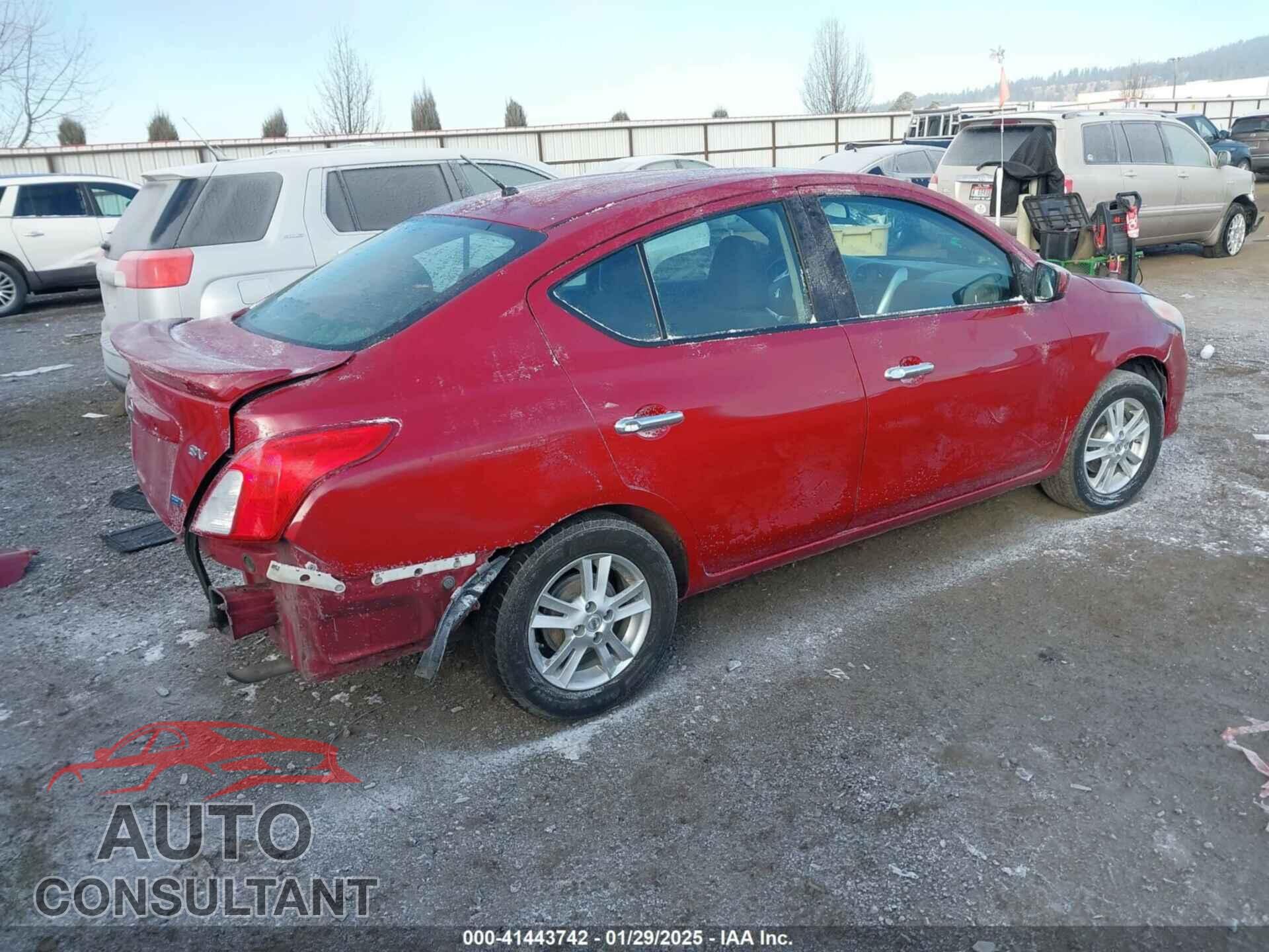 NISSAN VERSA 2015 - 3N1CN7AP1FL812635