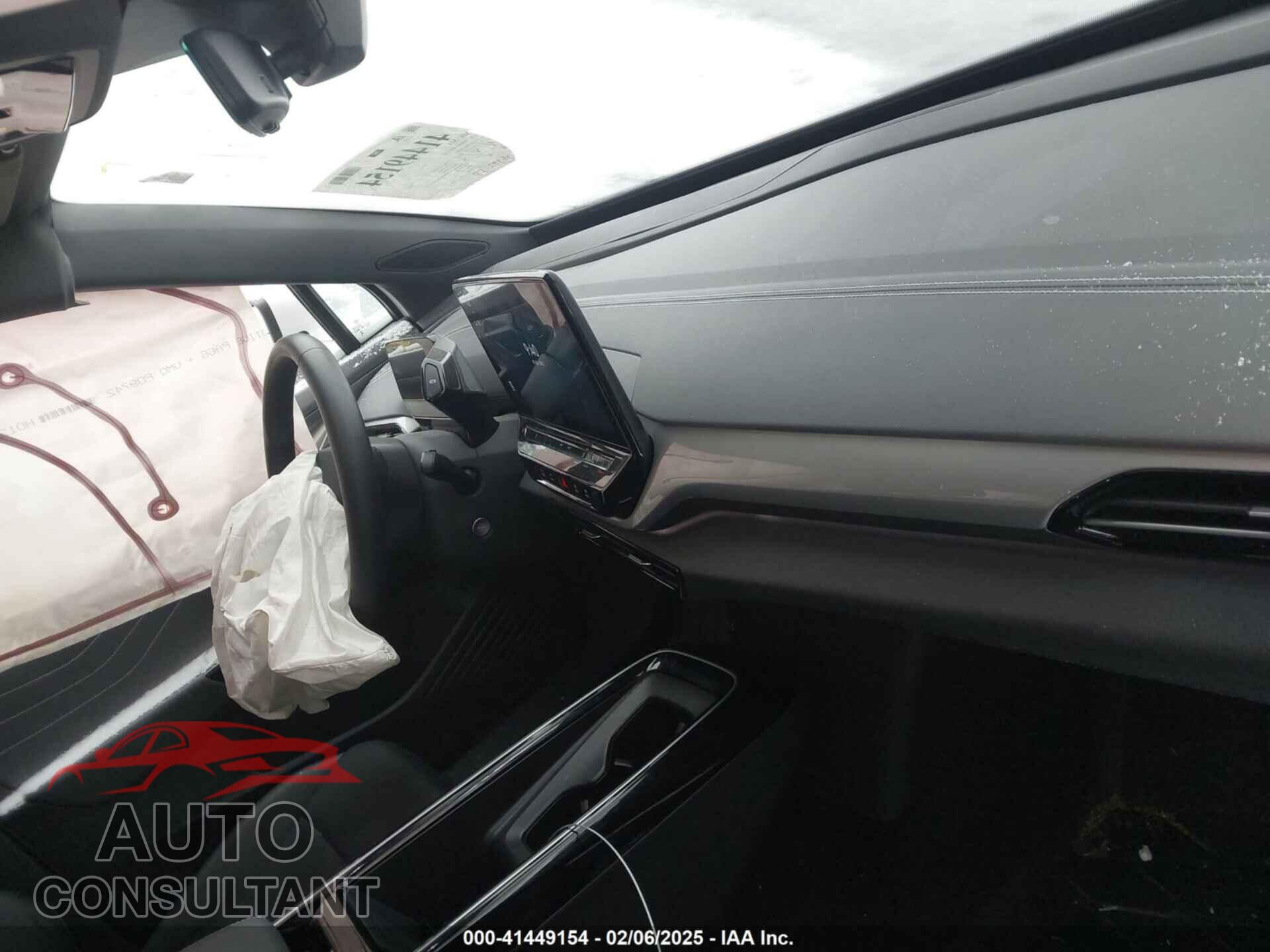VOLKSWAGEN ID.4 2023 - 1V2VMPE89PC022250