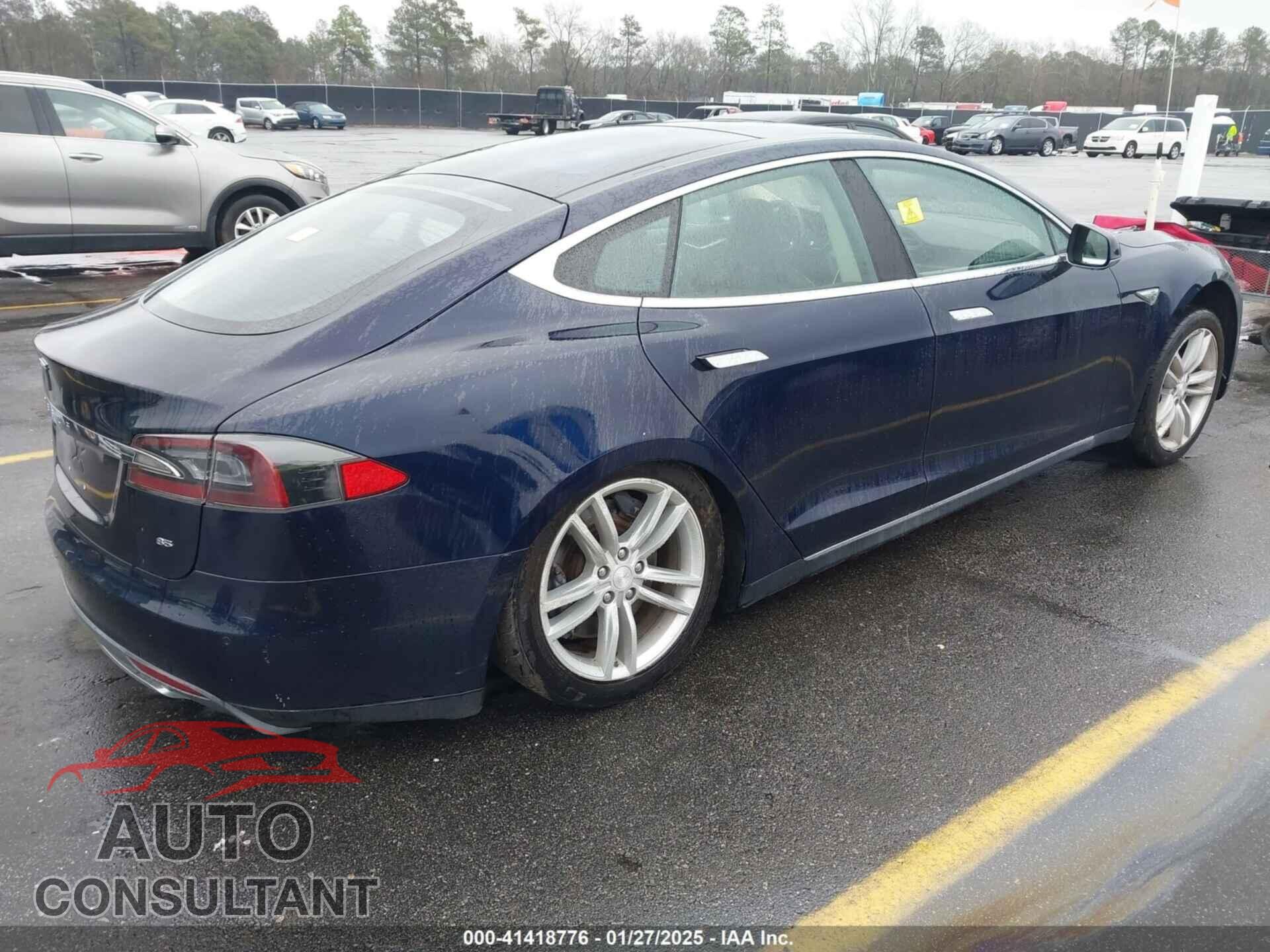 TESLA MODEL S 2014 - 5YJSA1H16EFP51444