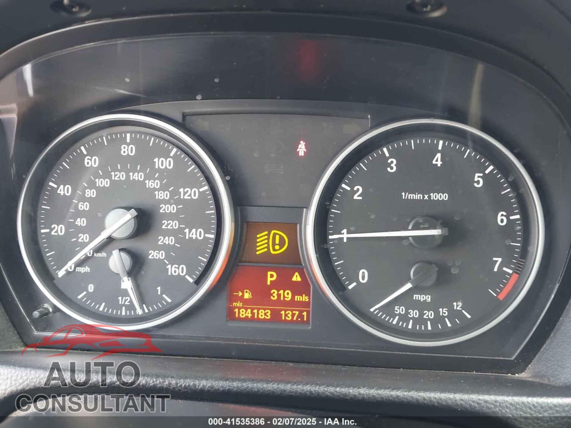 BMW 328I 2011 - WBAPH7C5XBE682640