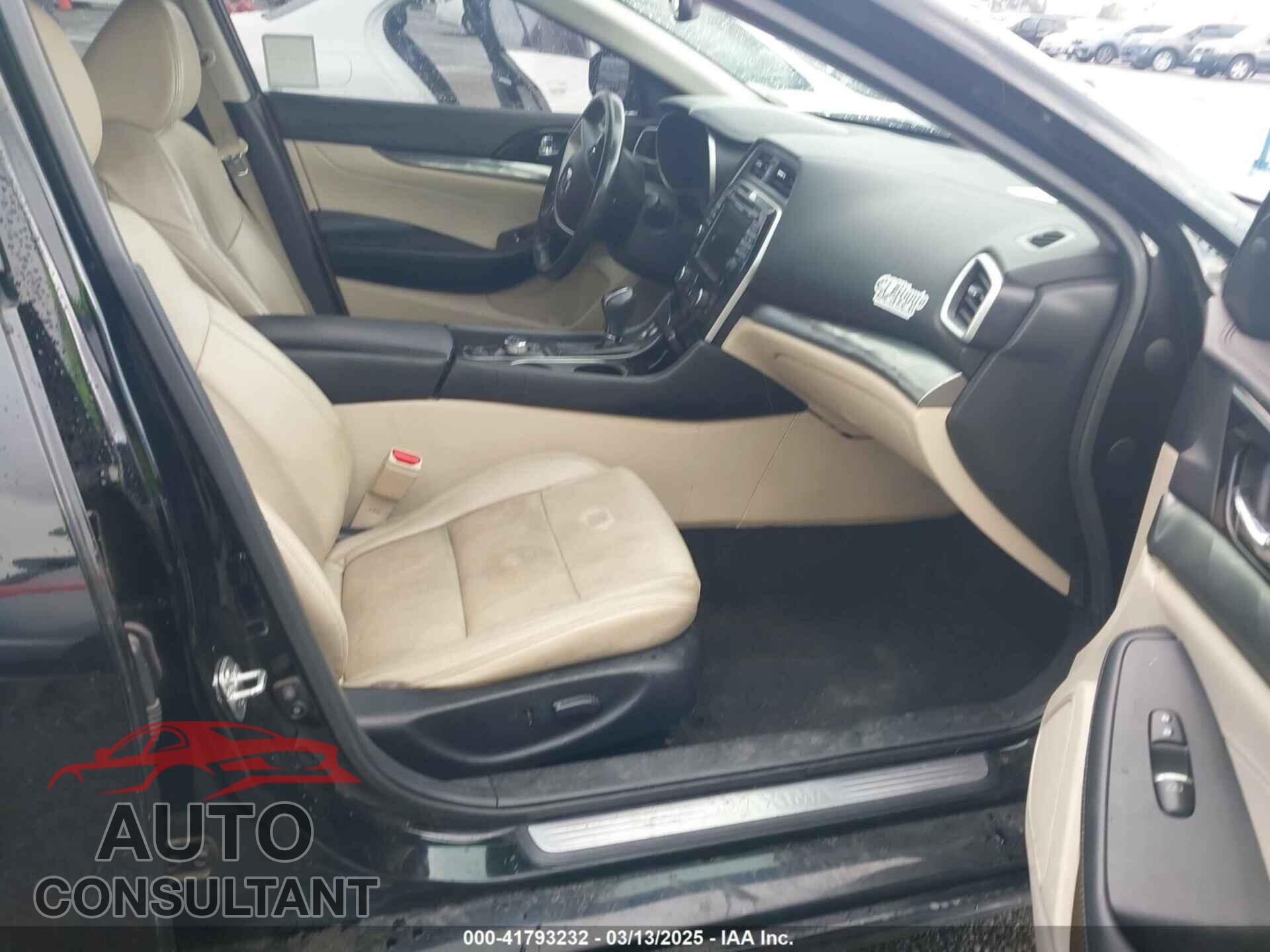 NISSAN MAXIMA 2020 - 1N4AA6CV3LC369536