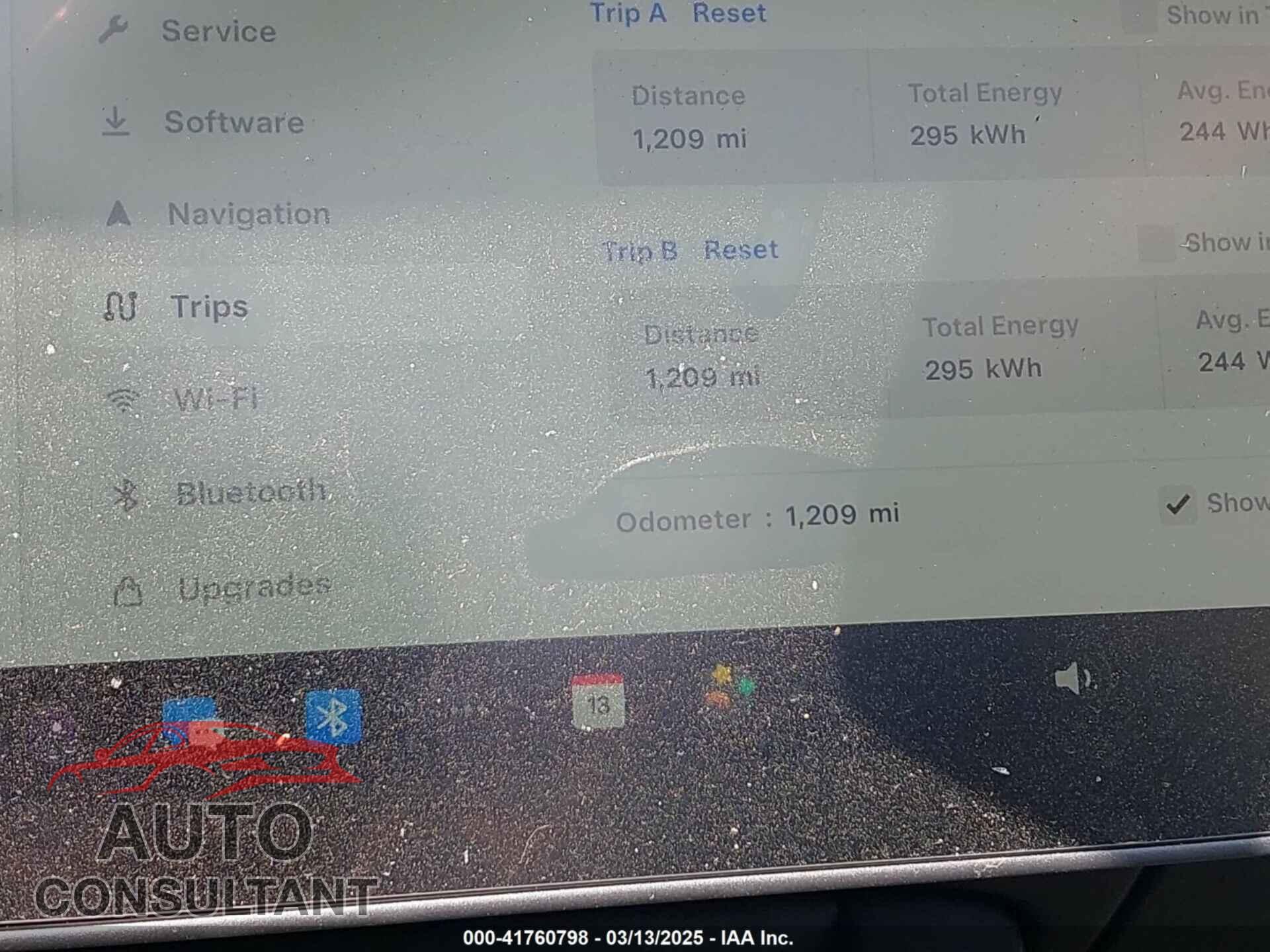 TESLA MODEL Y 2025 - 7SAYGDED3SA352138