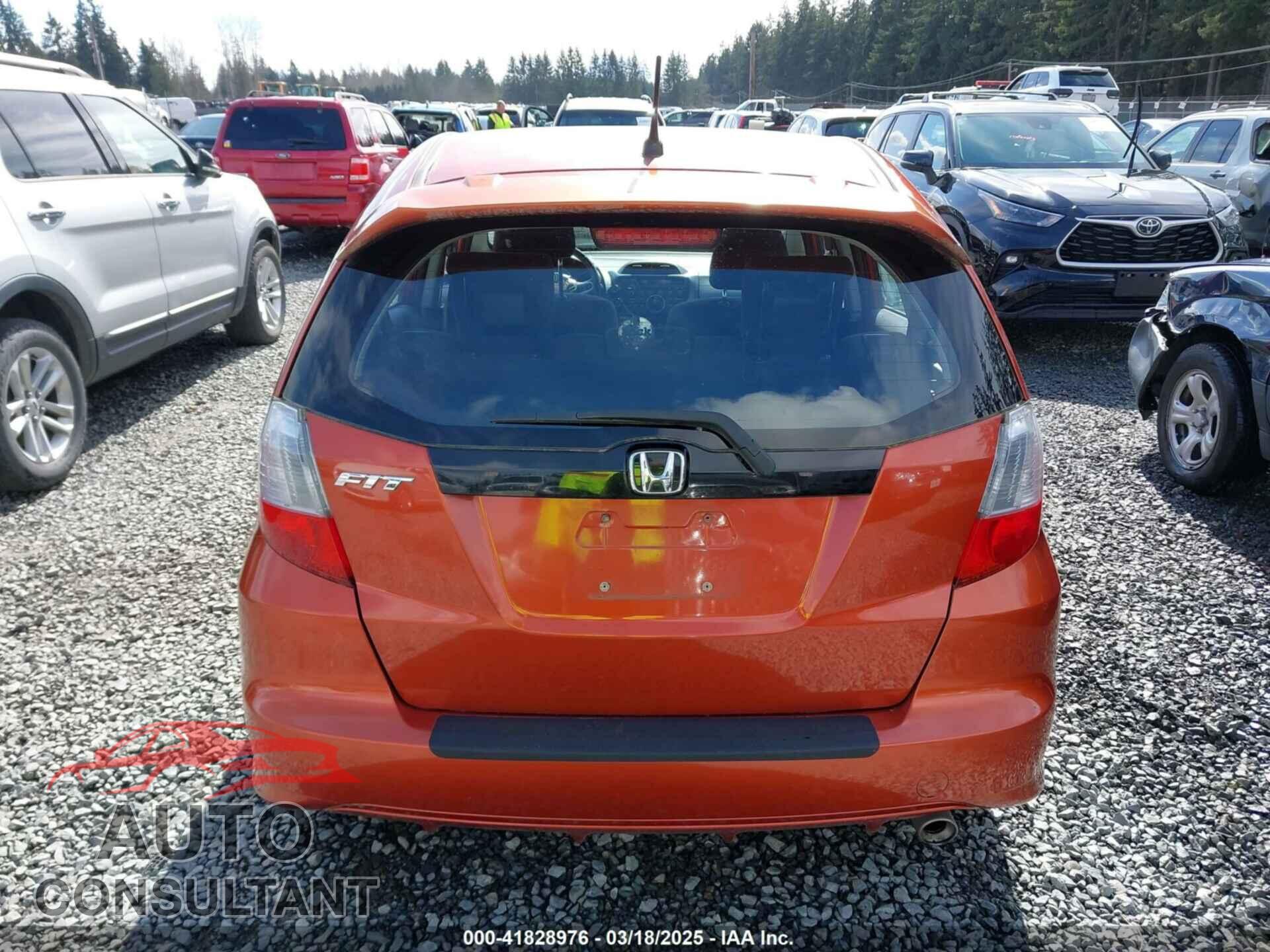 HONDA FIT 2012 - JHMGE8H56CC007633