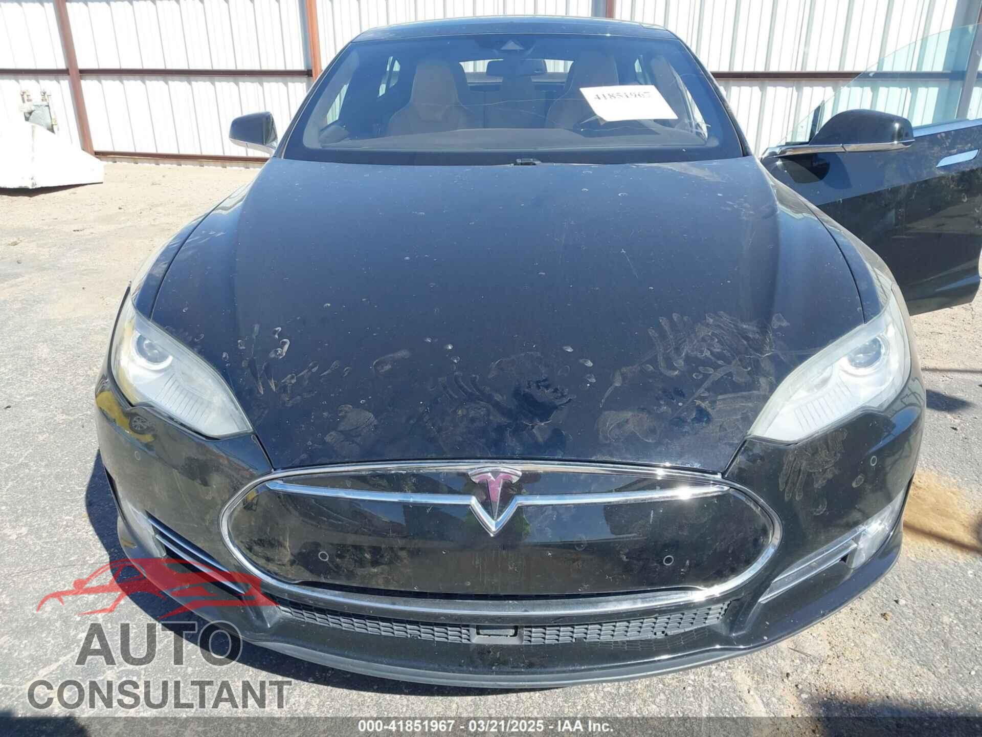 TESLA MODEL S 2015 - 5YJSA1H1XFF083844