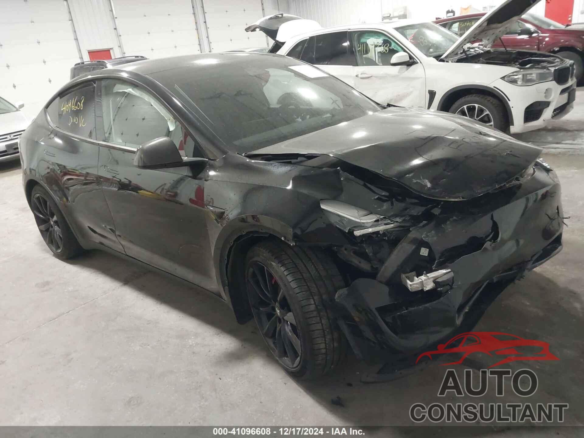 TESLA MODEL Y 2020 - 5YJYGDEF4LF012211