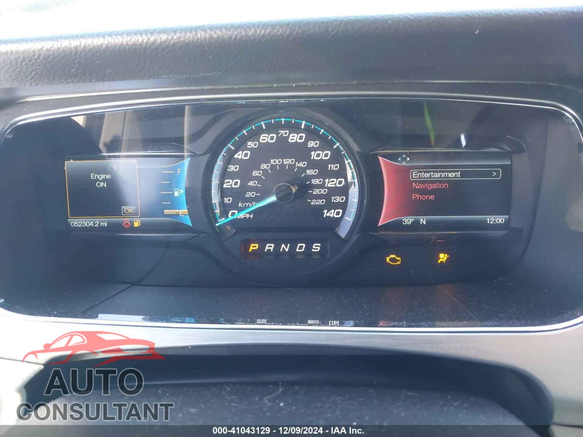 FORD TAURUS 2018 - 1FAHP2E85JG138074