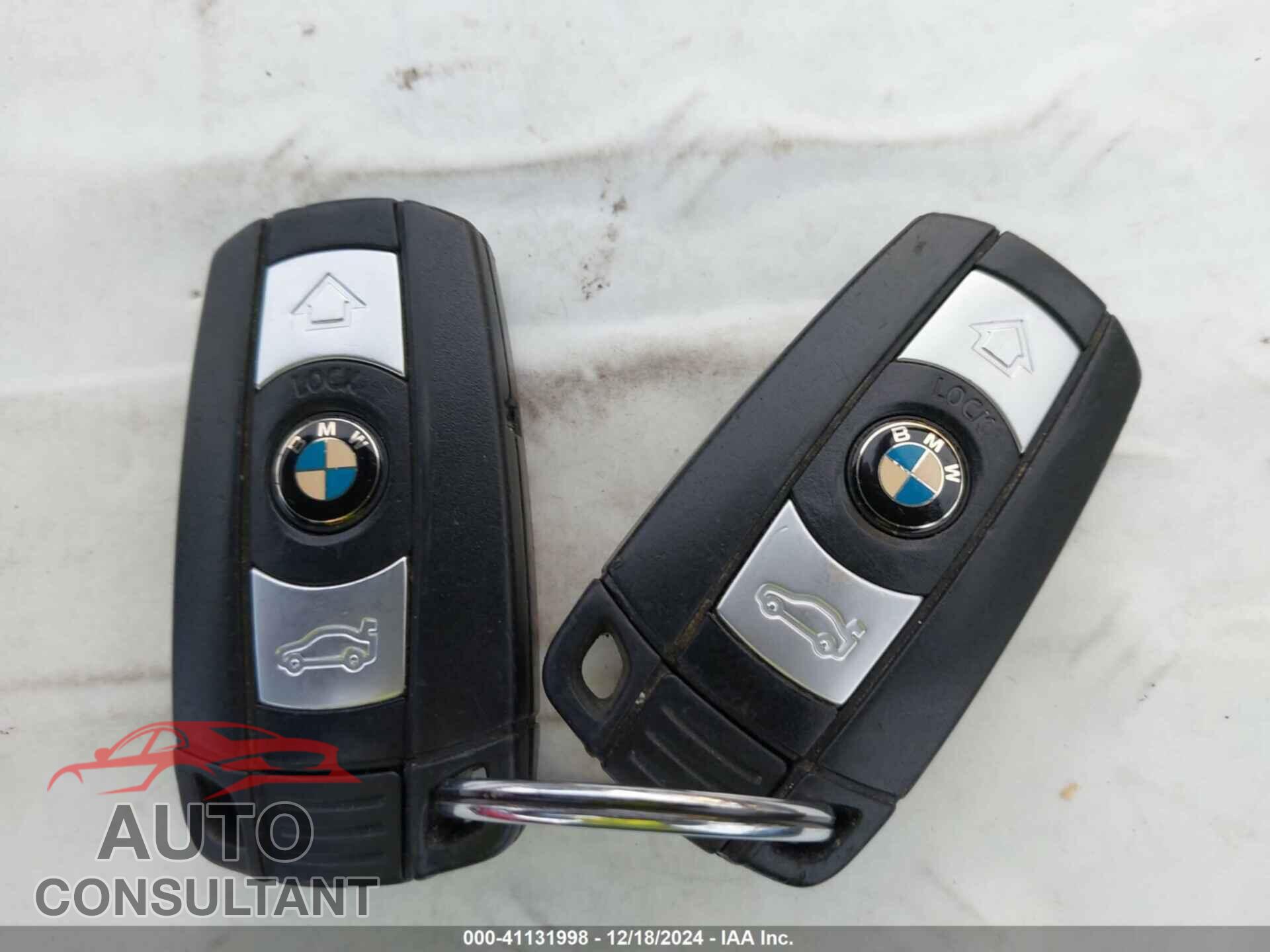 BMW 328I 2011 - WBAKE5C51BE573877