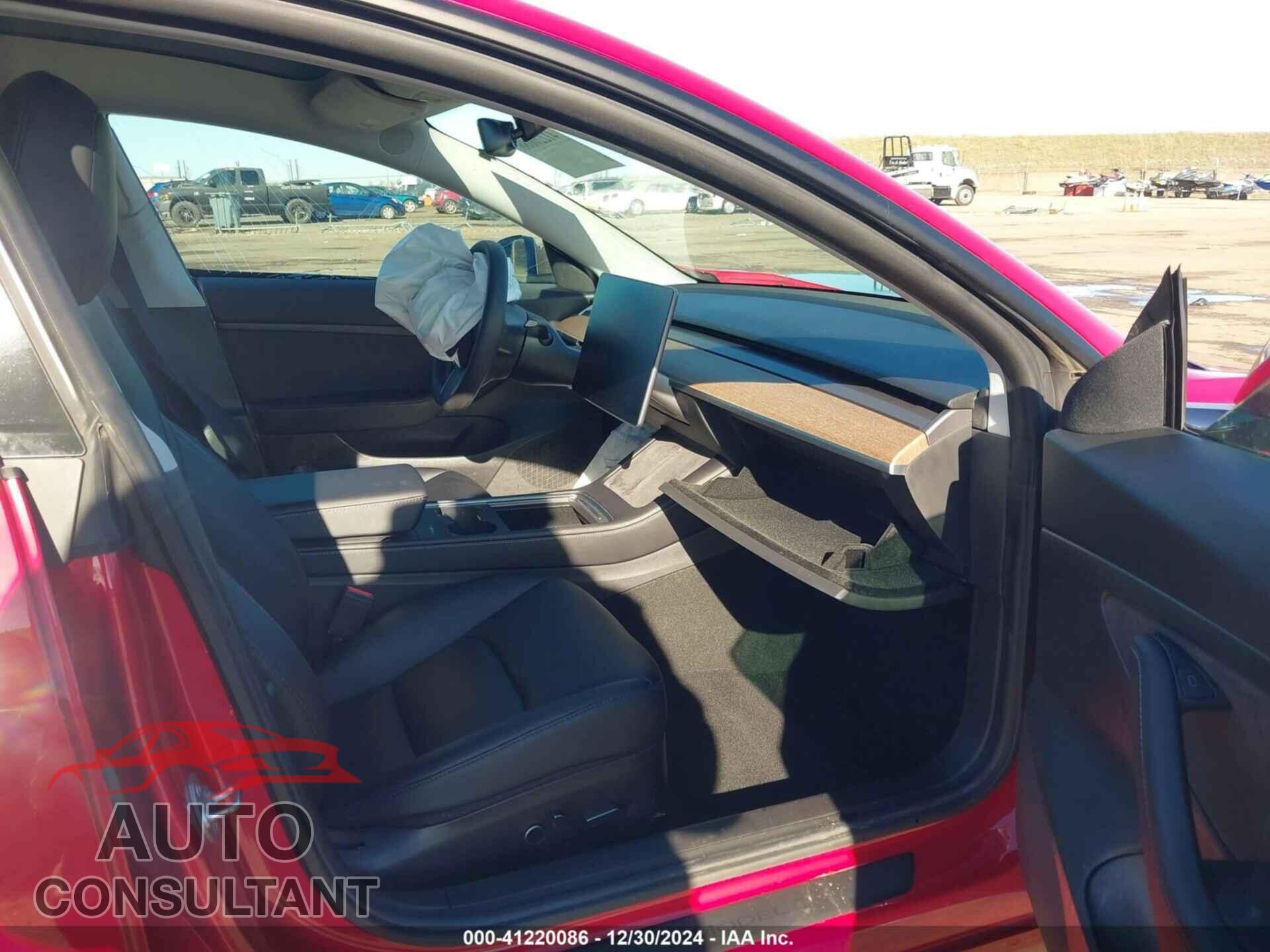 TESLA MODEL 3 2021 - 5YJ3E1EA4MF921490