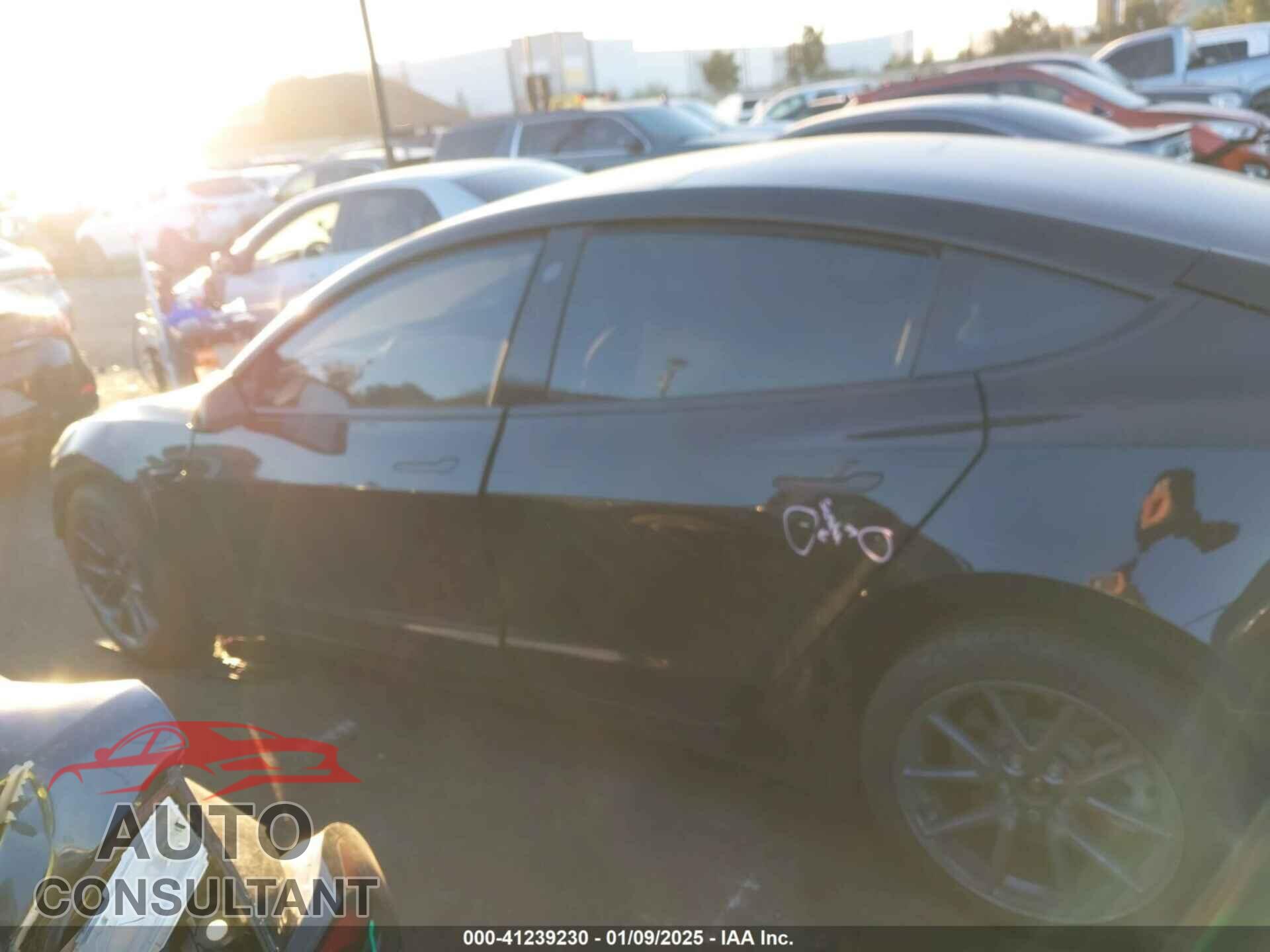 TESLA MODEL 3 2023 - 5YJ3E1EA2PF613707
