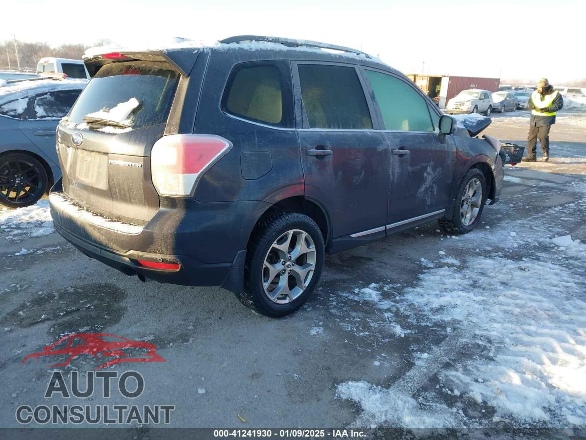 SUBARU FORESTER 2018 - JF2SJAWC1JH592025