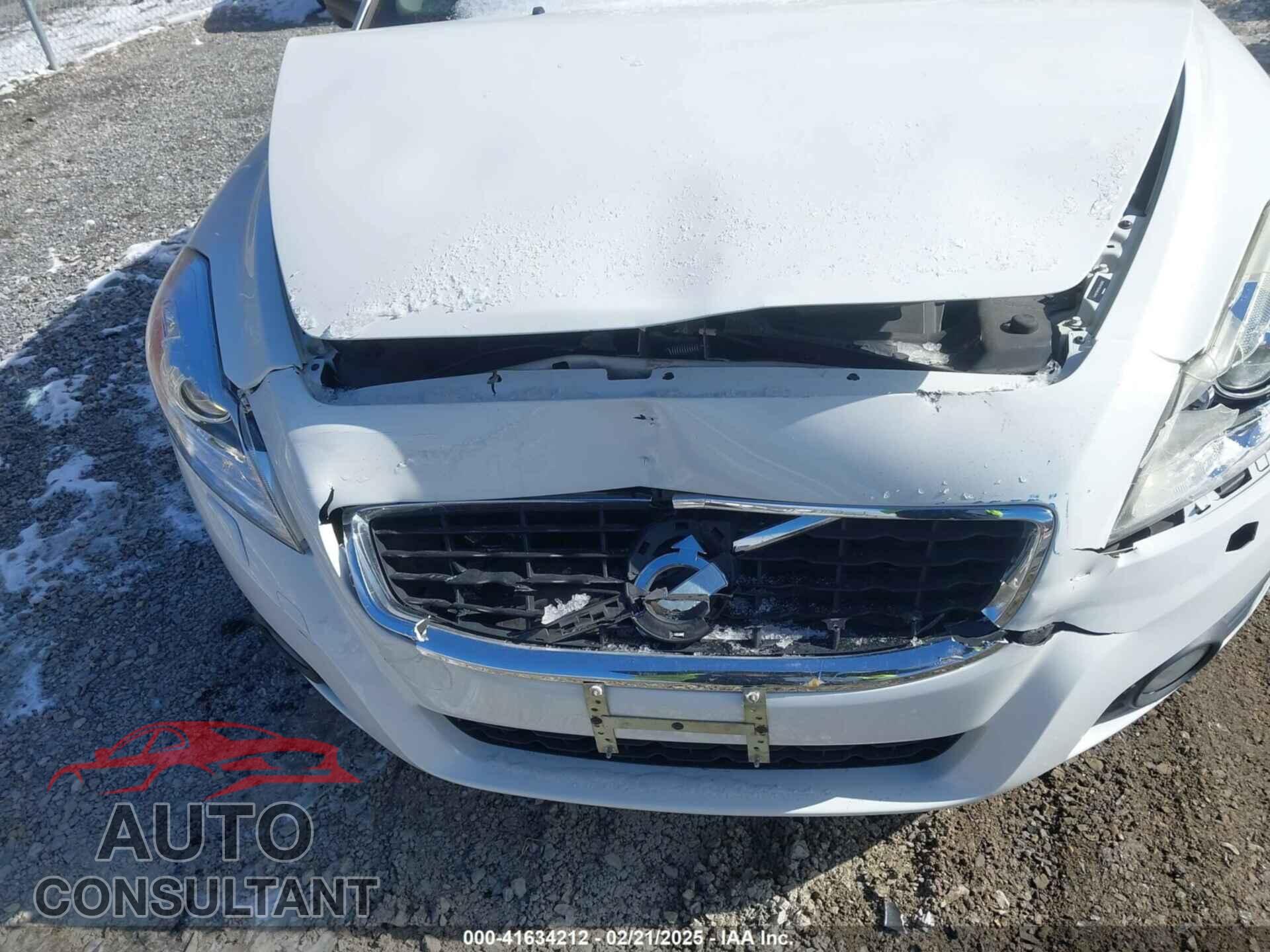 VOLVO C70 2013 - YV1672MC5DJ142005