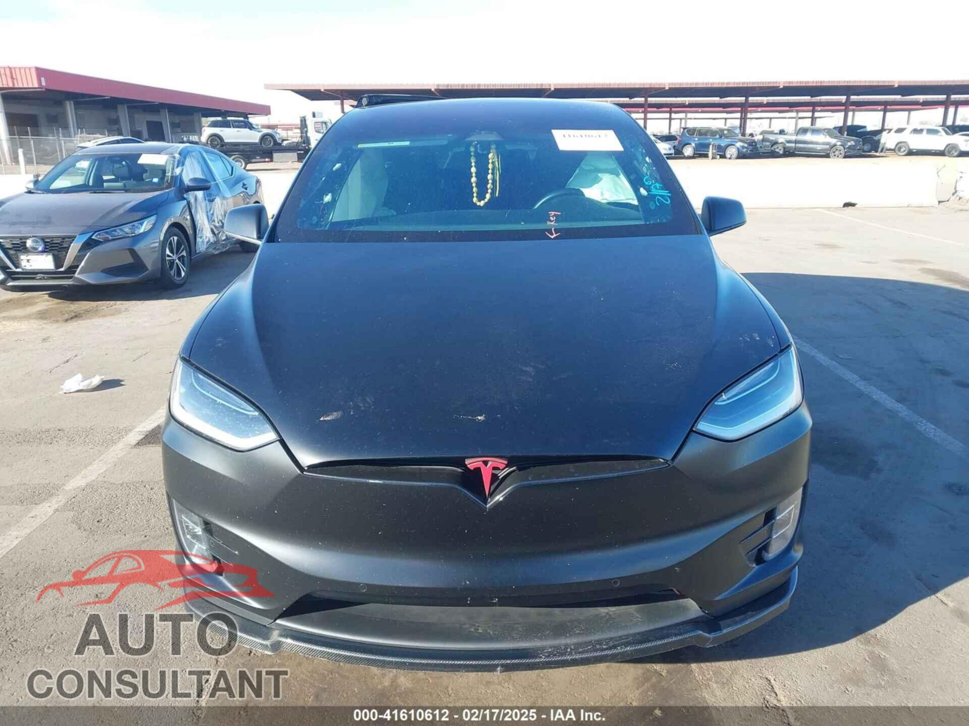 TESLA MODEL X 2018 - 5YJXCBE43JF117149