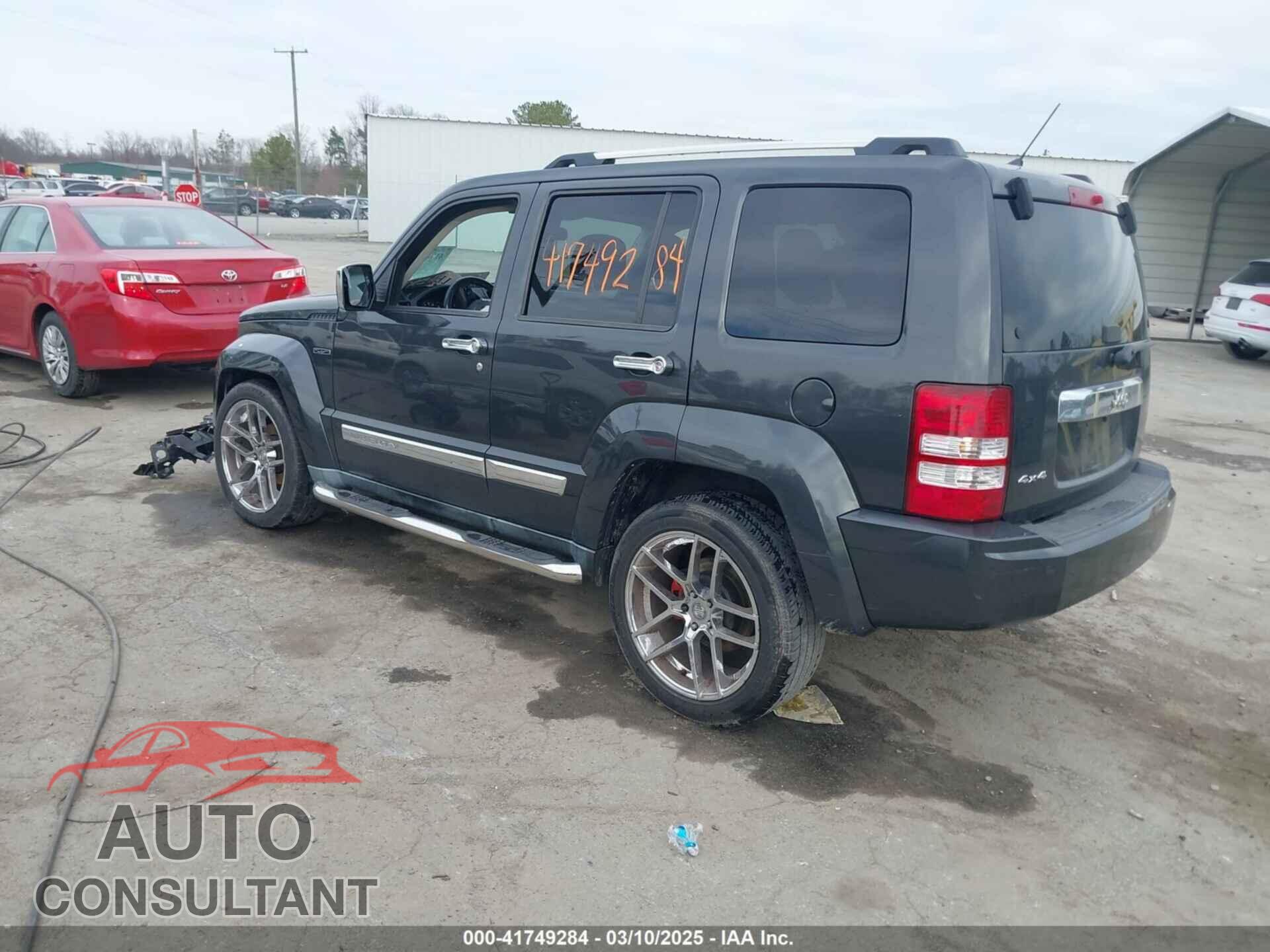 JEEP LIBERTY 2011 - 1J4PN2GK4BW593102