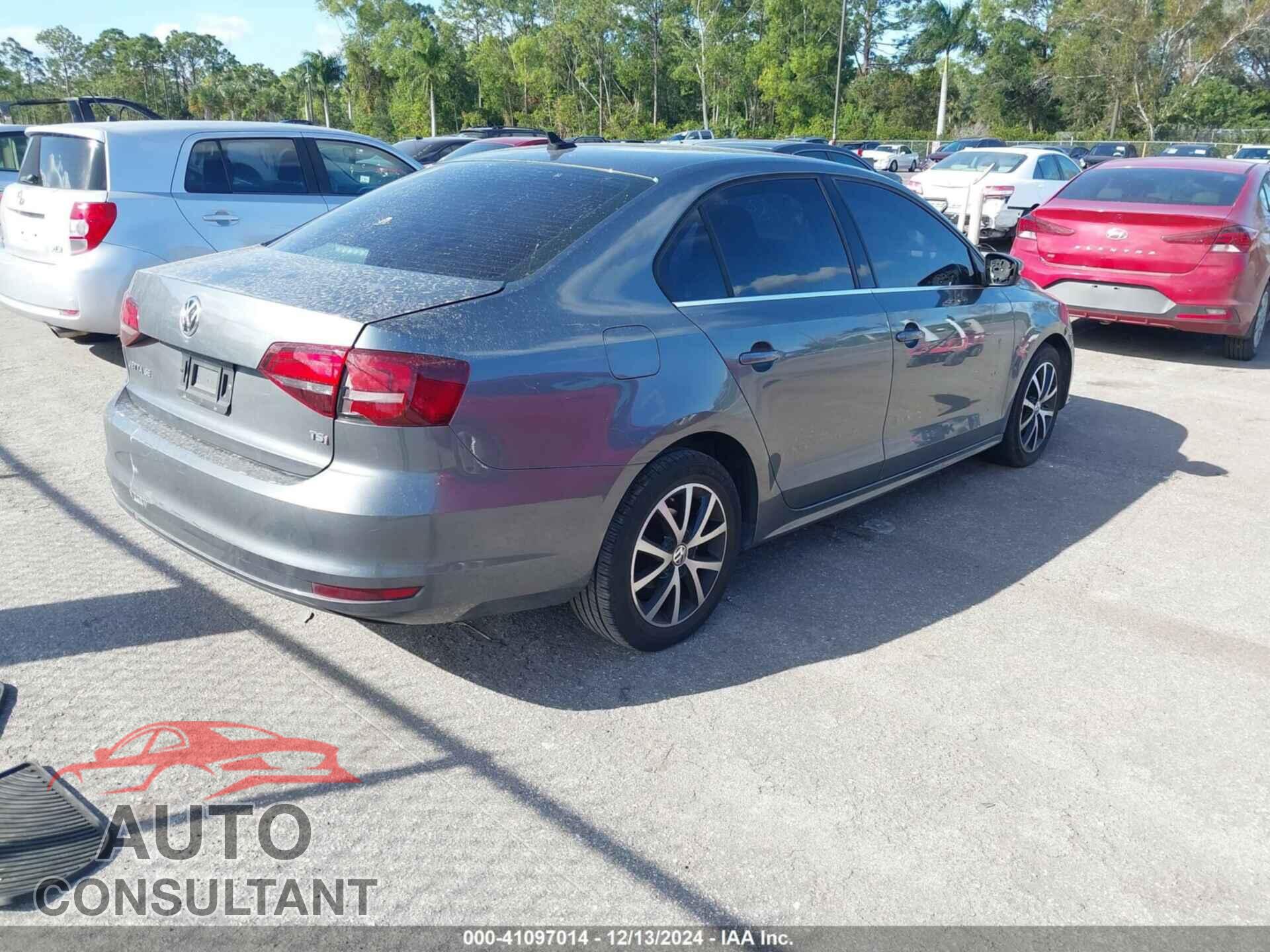 VOLKSWAGEN JETTA 2017 - 3VWDB7AJ0HM238609