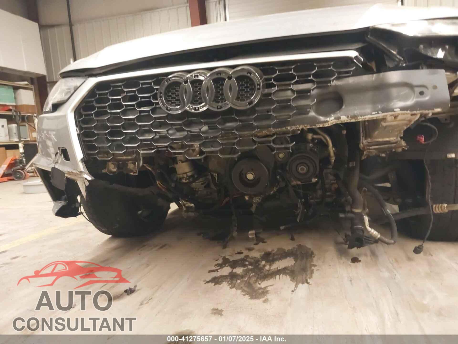 AUDI A4 2018 - WAUENAF41JA134435