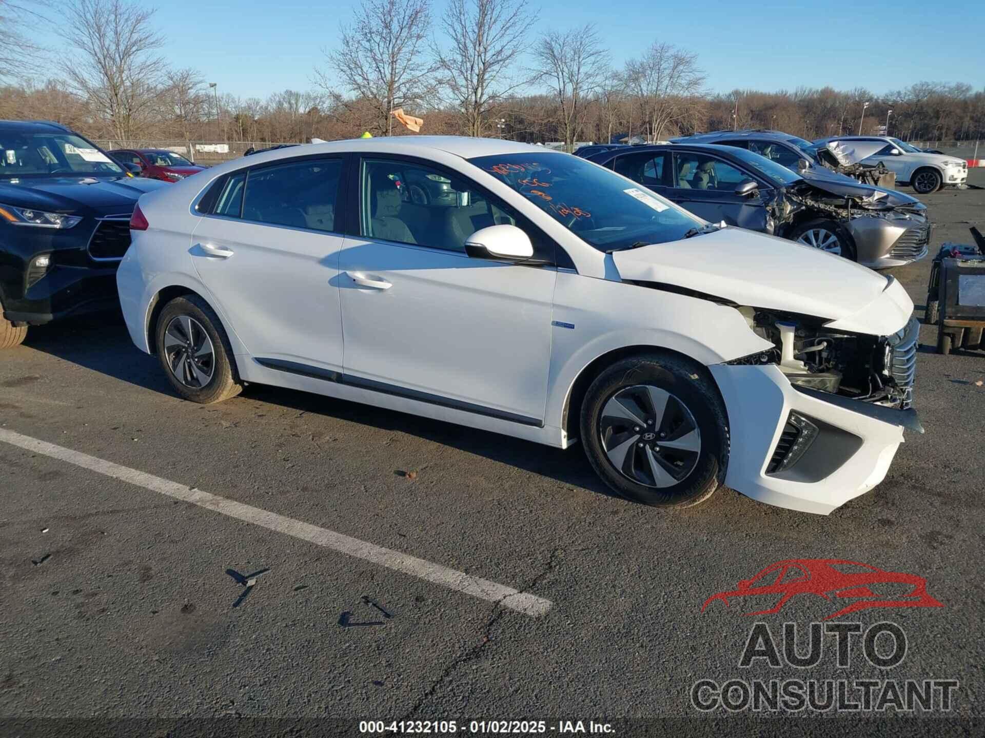 HYUNDAI IONIQ HYBRID 2019 - KMHC75LC6KU119612