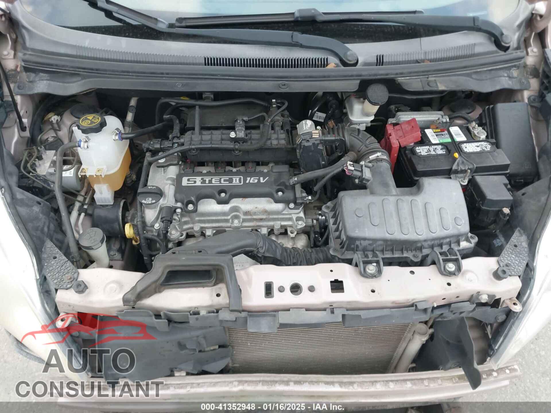 CHEVROLET SPARK 2013 - KL8CB6S94DC611152