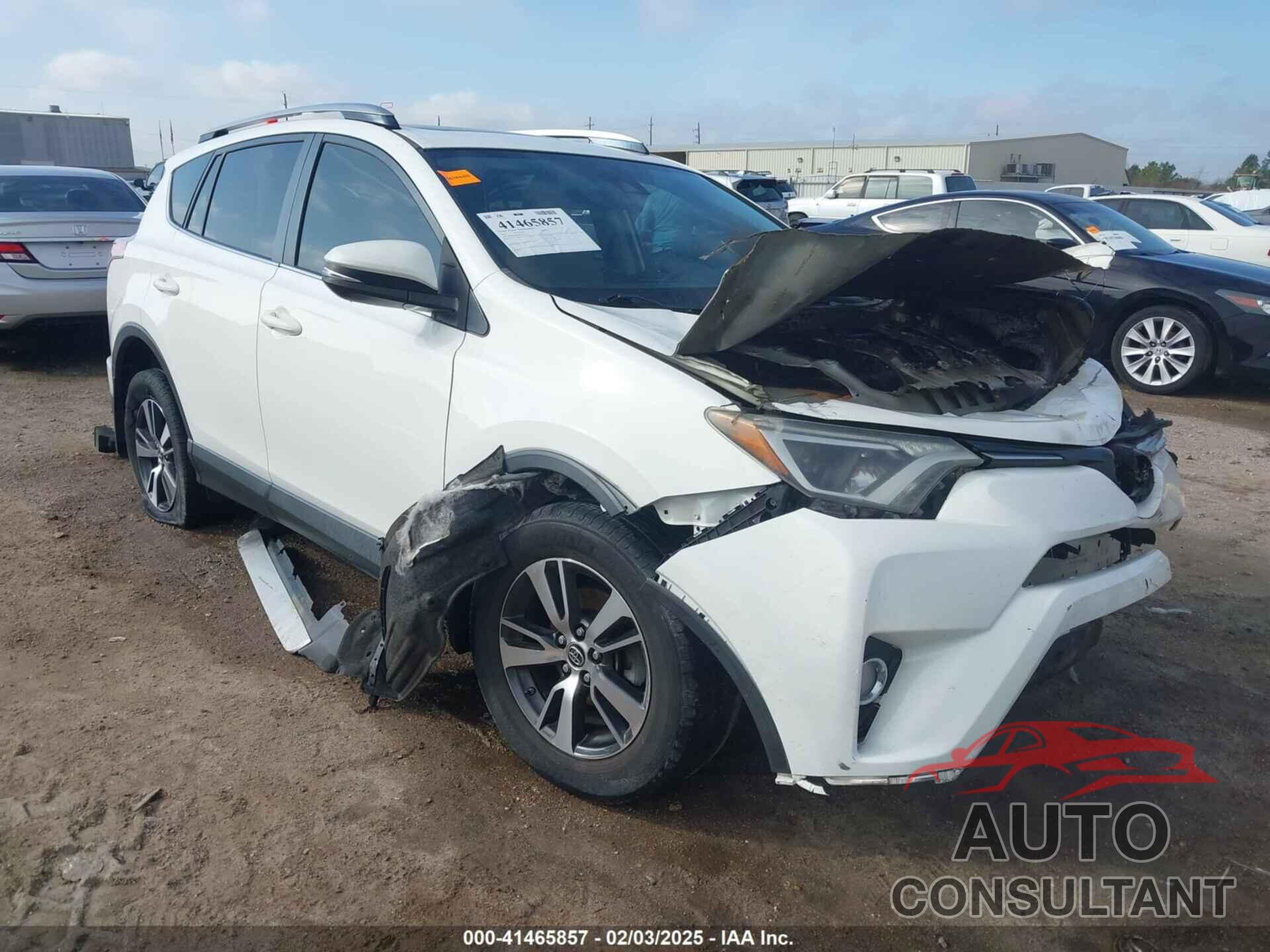 TOYOTA RAV4 2017 - JTMWFREV6HJ713170