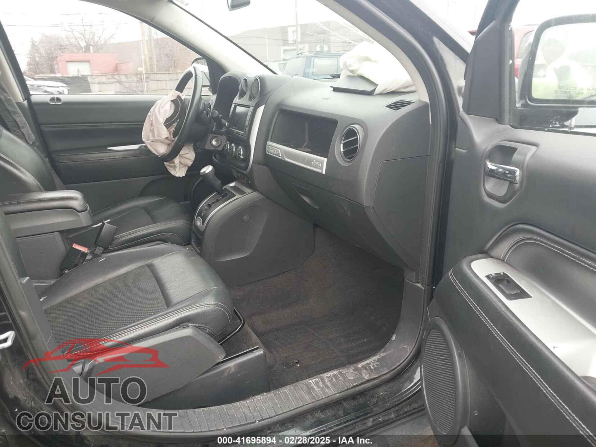 JEEP COMPASS 2017 - 1C4NJCEA4HD207095
