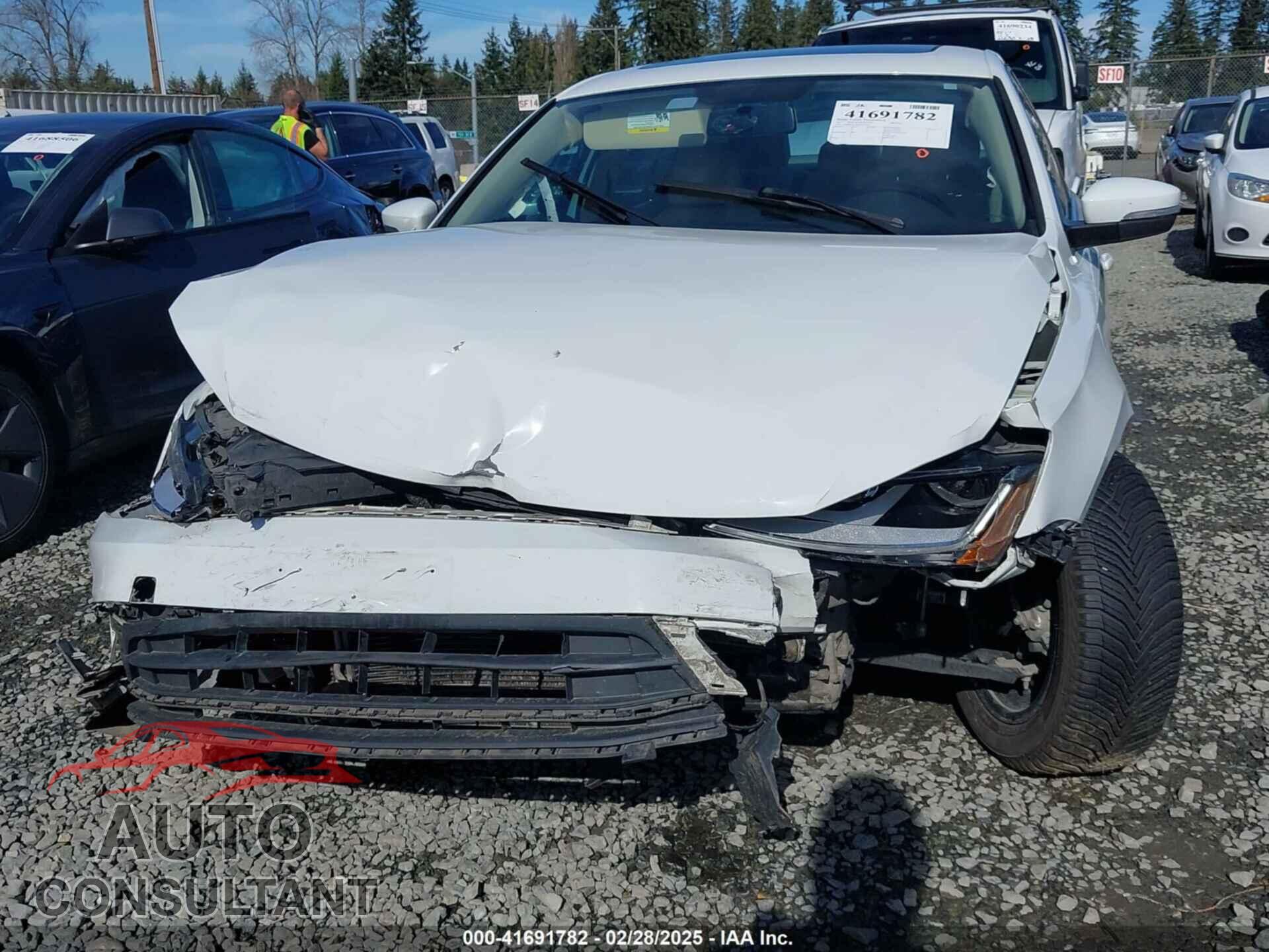 VOLKSWAGEN JETTA 2017 - 3VWDB7AJXHM325773