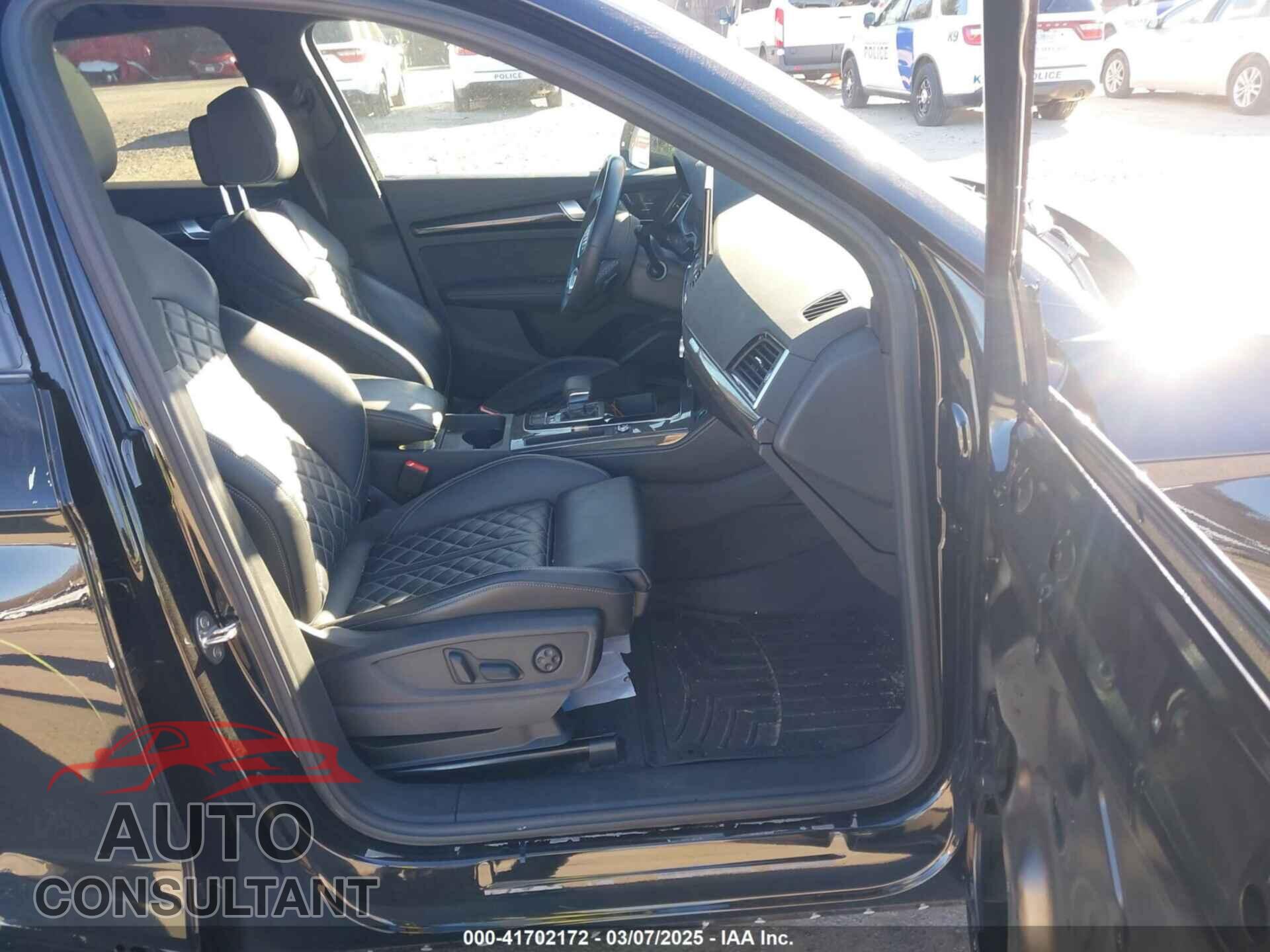 AUDI SQ5 2023 - WA1B4AFY5P2037814