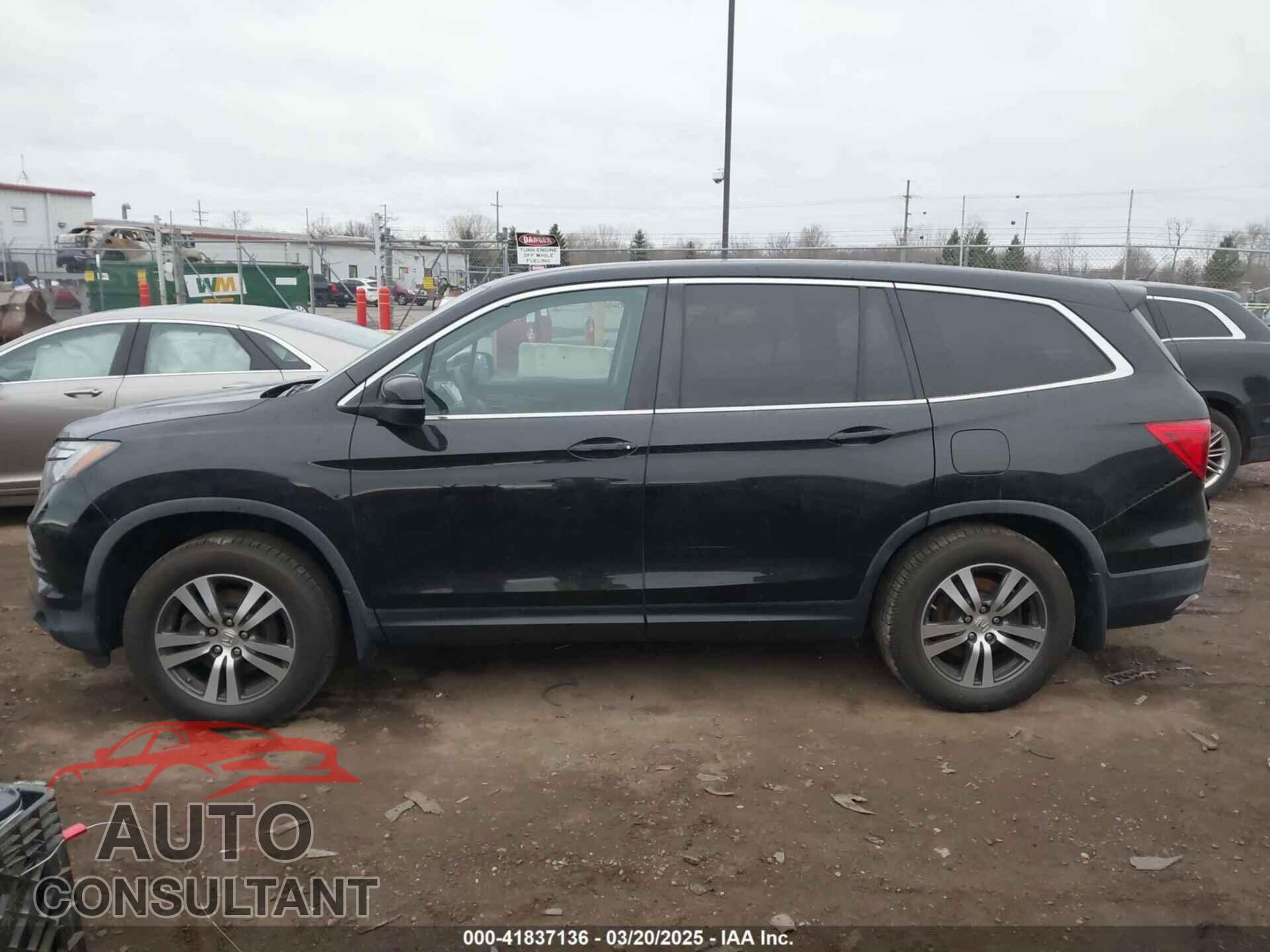 HONDA PILOT 2016 - 5FNYF6H38GB040082