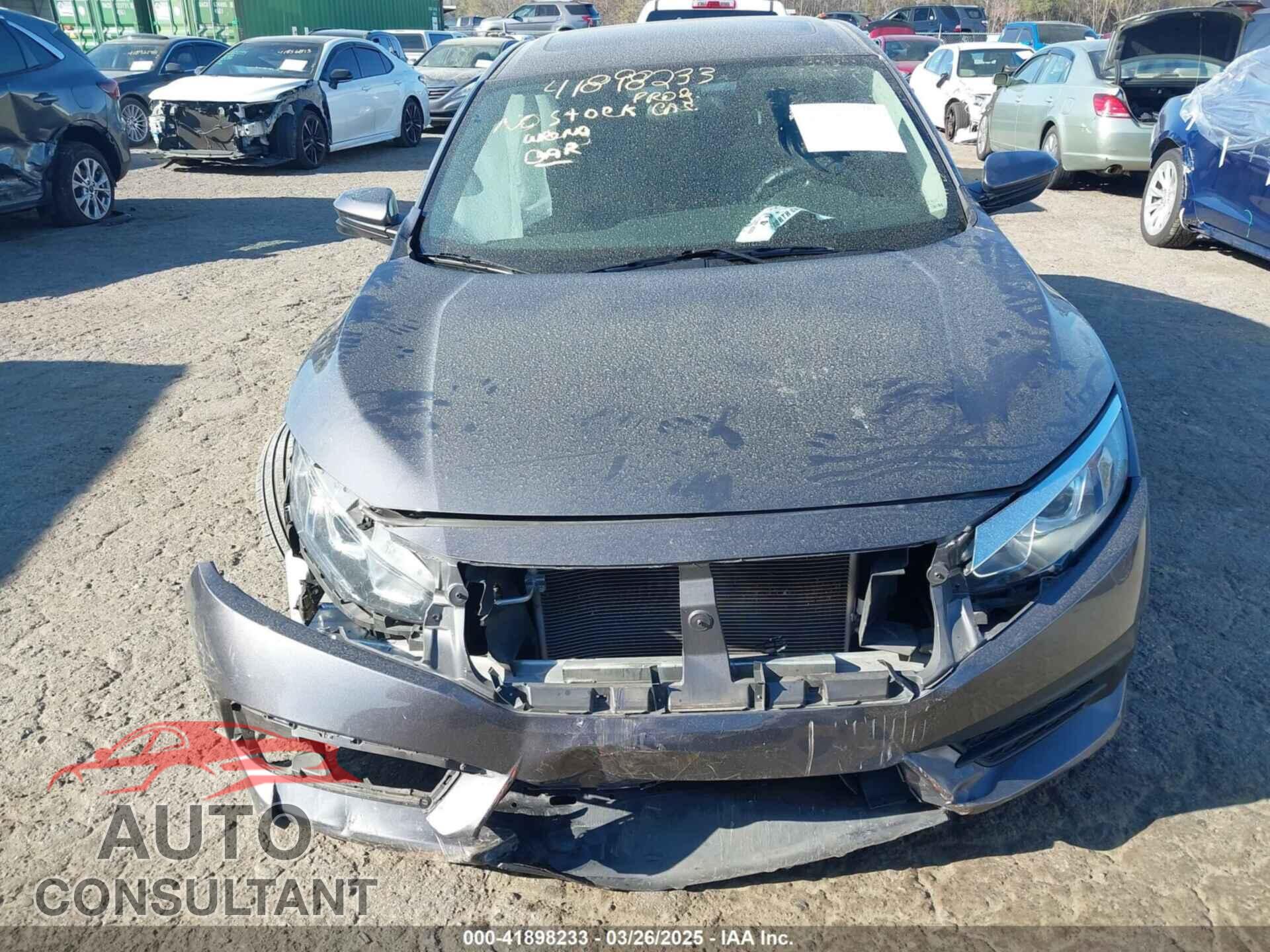 HONDA CIVIC 2018 - 2HGFC2F77JH532247